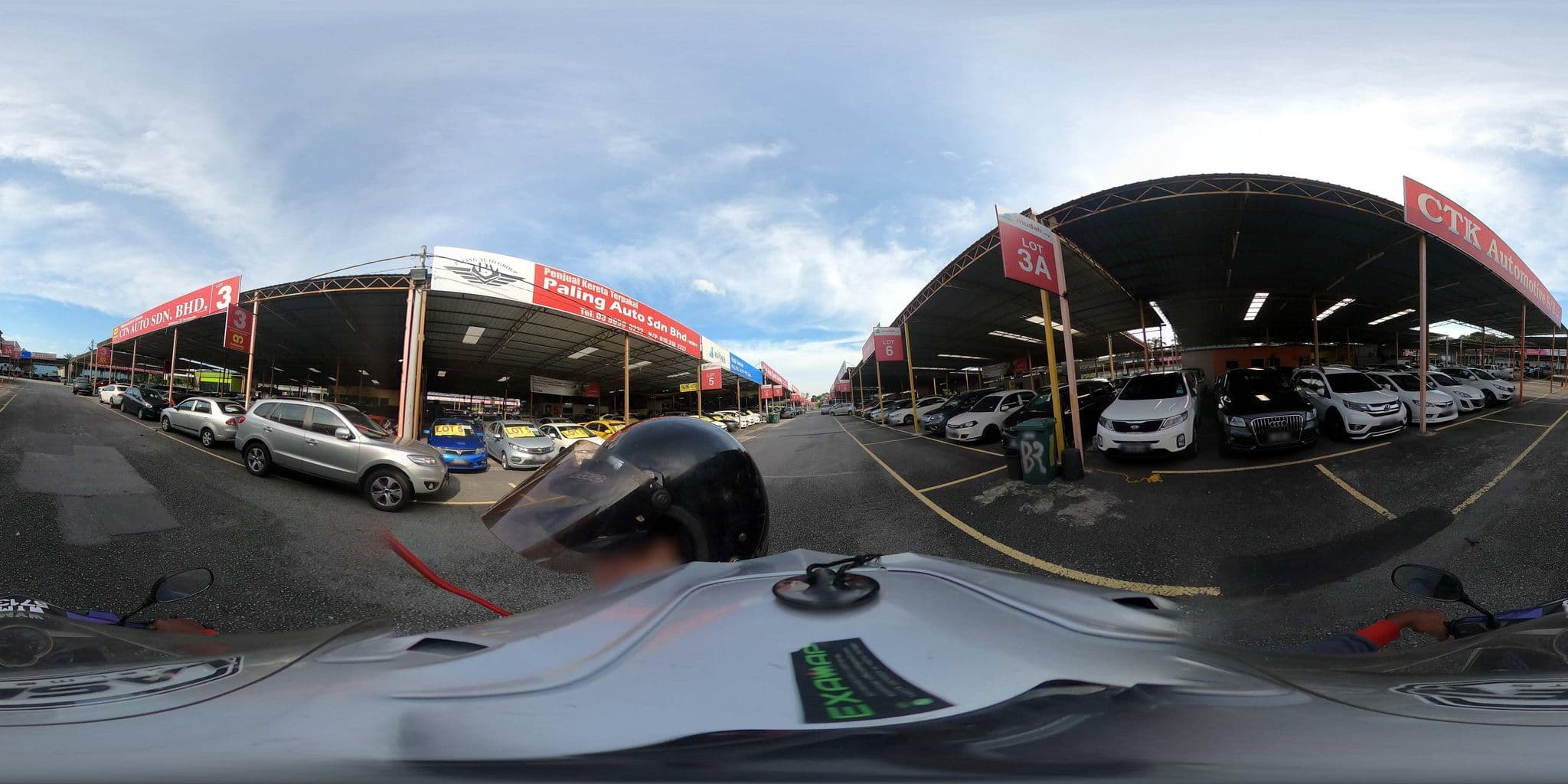 Street view near Dignitaries Club Floor, Palace Of The Golden Horses, Seri Kembangan — © ahlang2 (CC BY-SA · Mapillary)