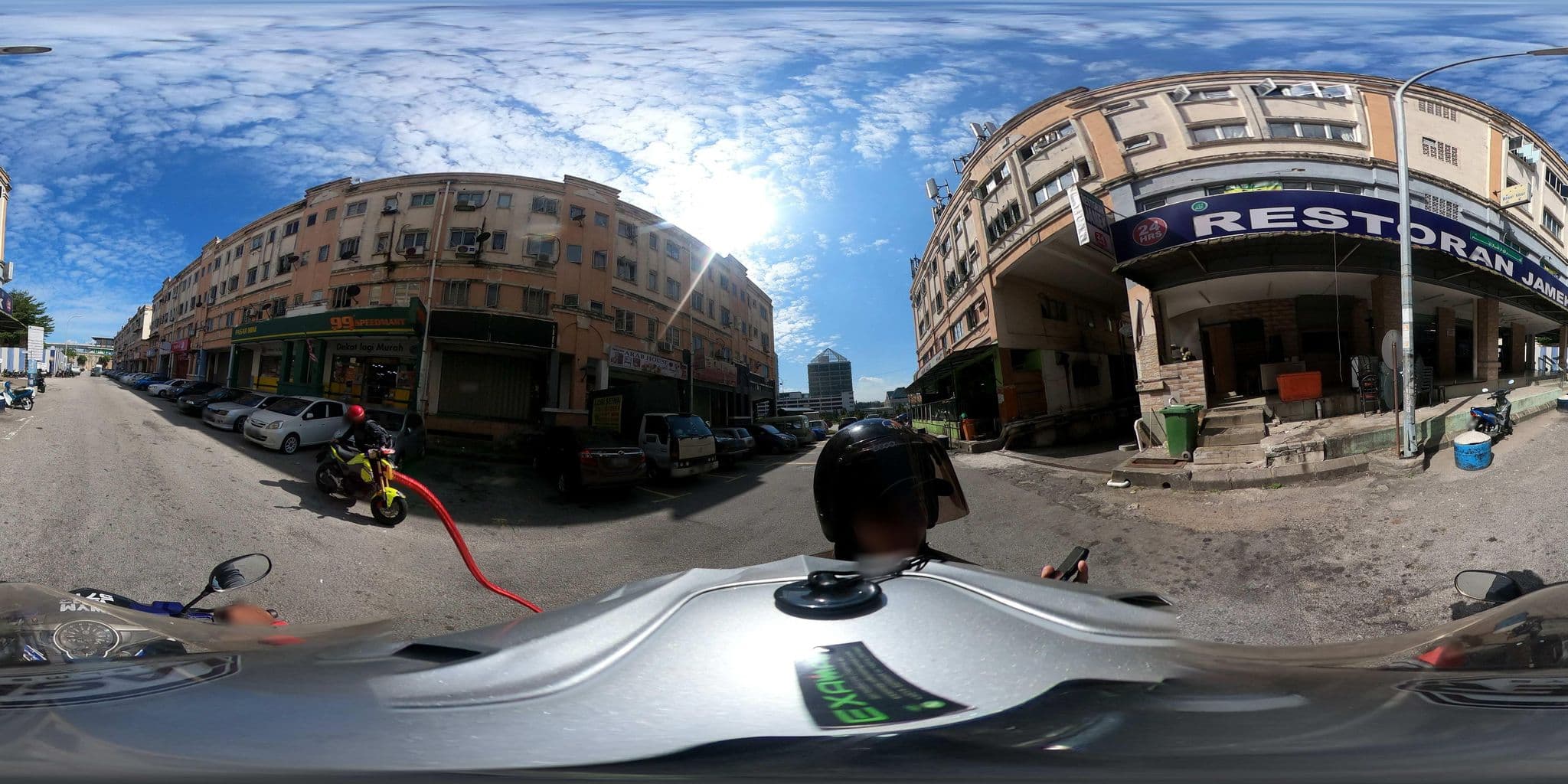 Street view near EP-Home, Seri Kembangan — © ahlang2 (CC BY-SA · Mapillary)