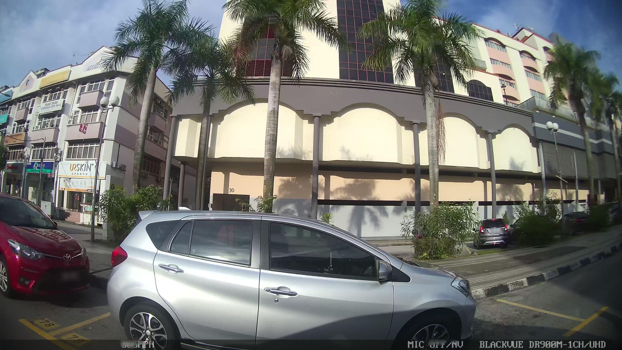 Street view near Hotel Sri Petaling Level 3, Sri Petaling — © kaart5 (CC BY-SA · Mapillary)