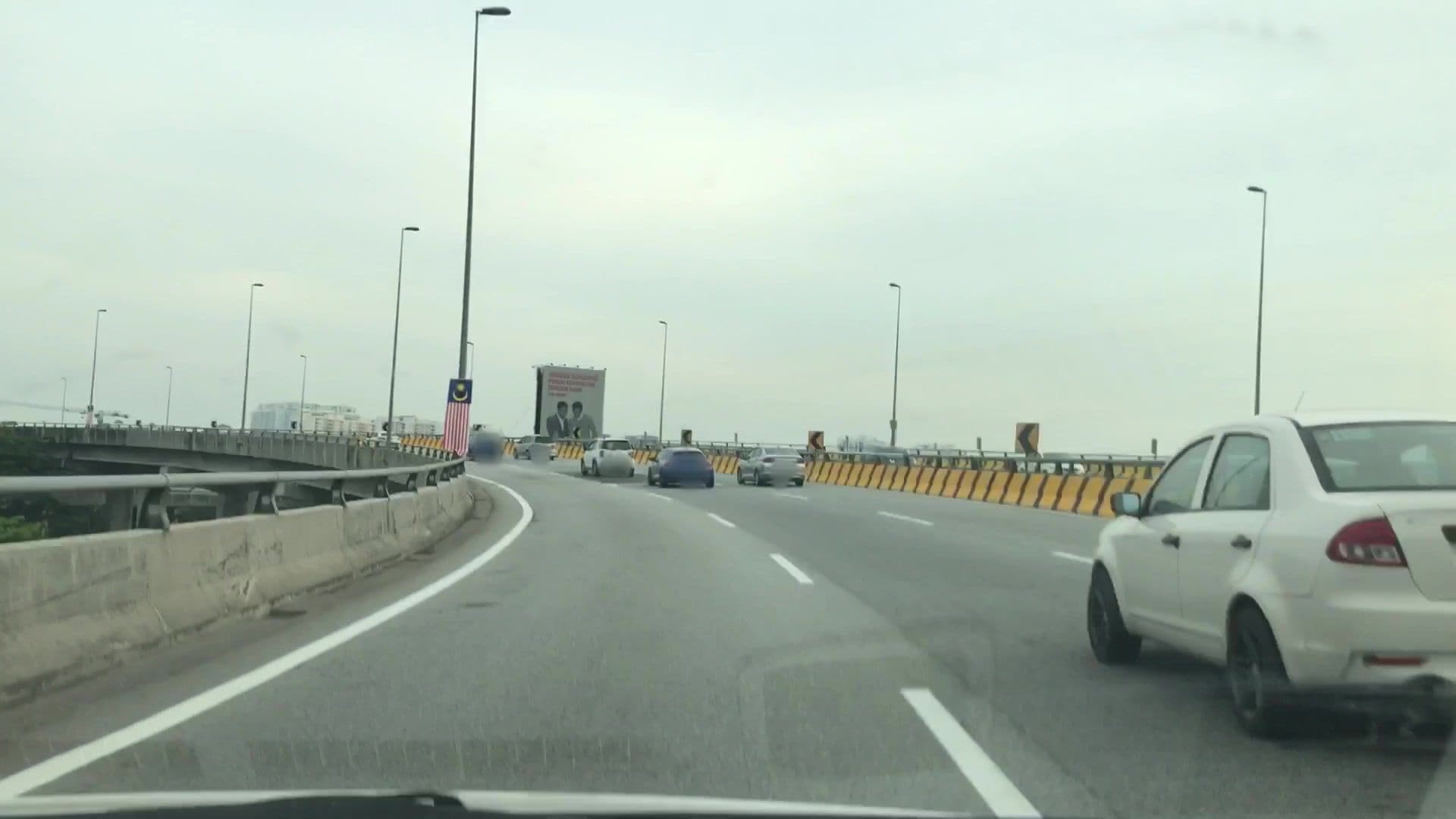Street view near Klana beach resort, Kuchai Lama — © lvl5 (CC BY-SA · Mapillary)