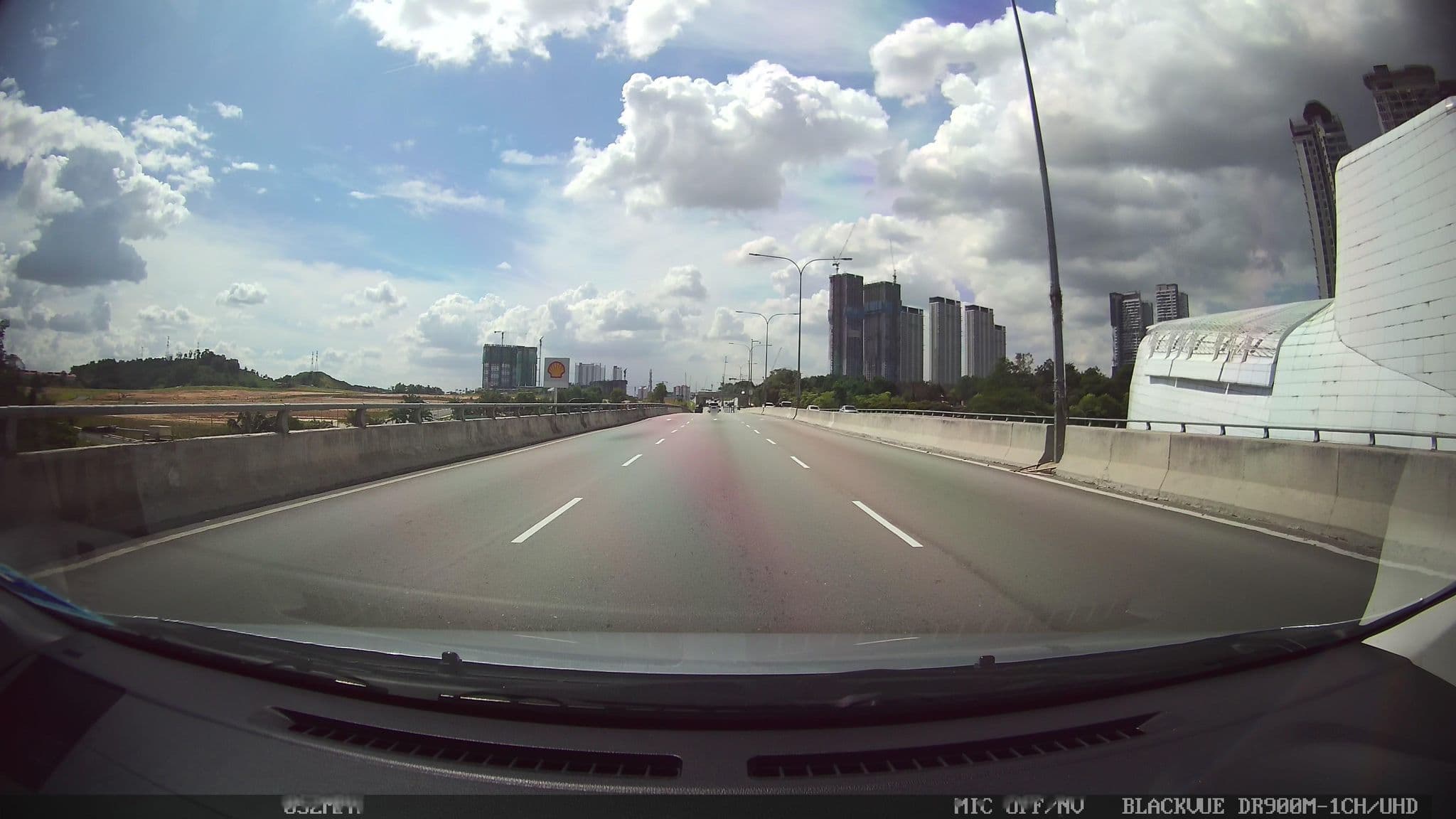 Street view near Bukit Jalil Golf Club and Resort, Bukit Jalil — © kaart5 (CC BY-SA · Mapillary)
