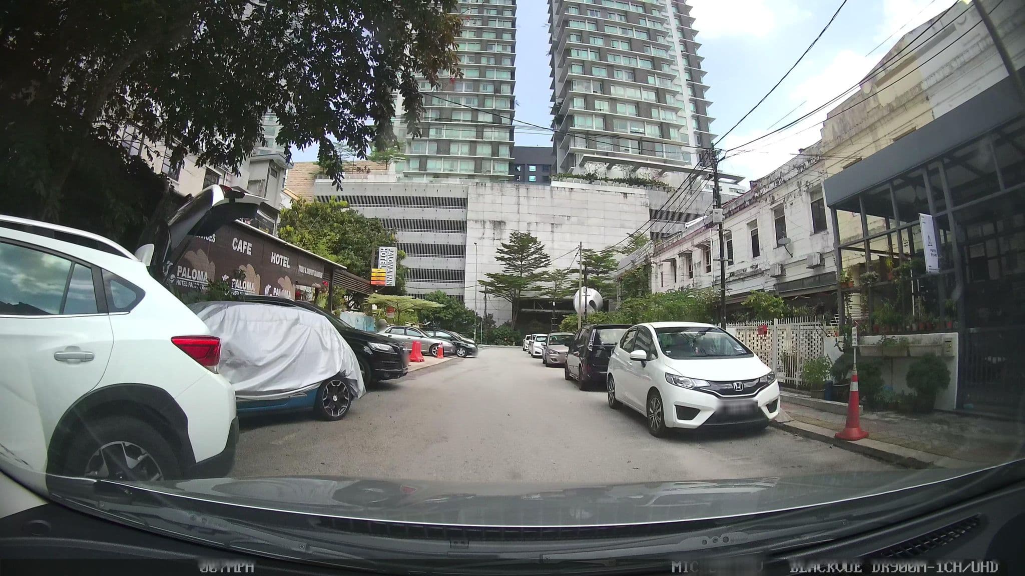 Street view near Paloma Inn, Bukit Bintang — © kaart_3 (CC BY-SA · Mapillary)