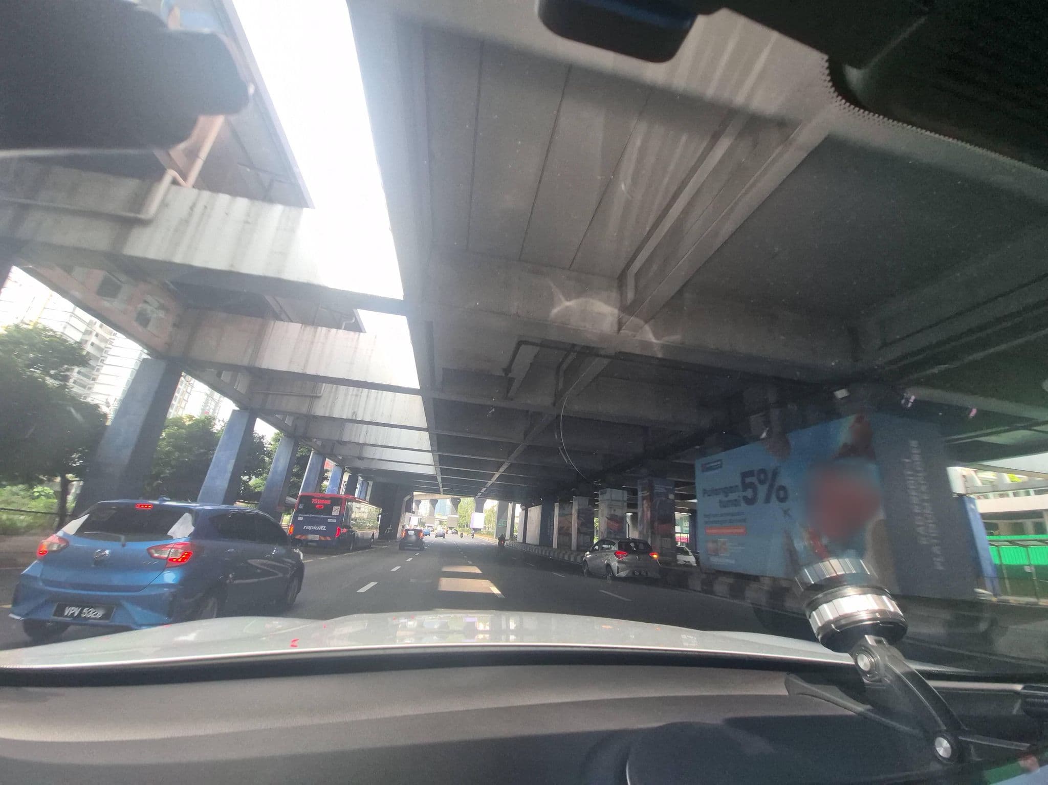 Street view near Reservation Counter, Hotel Seri Malaysia, Brickfields — © lin_wang (CC BY-SA · Mapillary)