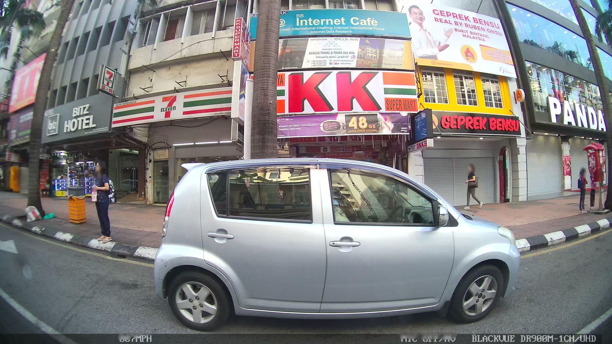 Street view near Golden Suites Hotel, Bukit Bintang — © kaart_3 (CC BY-SA · Mapillary)