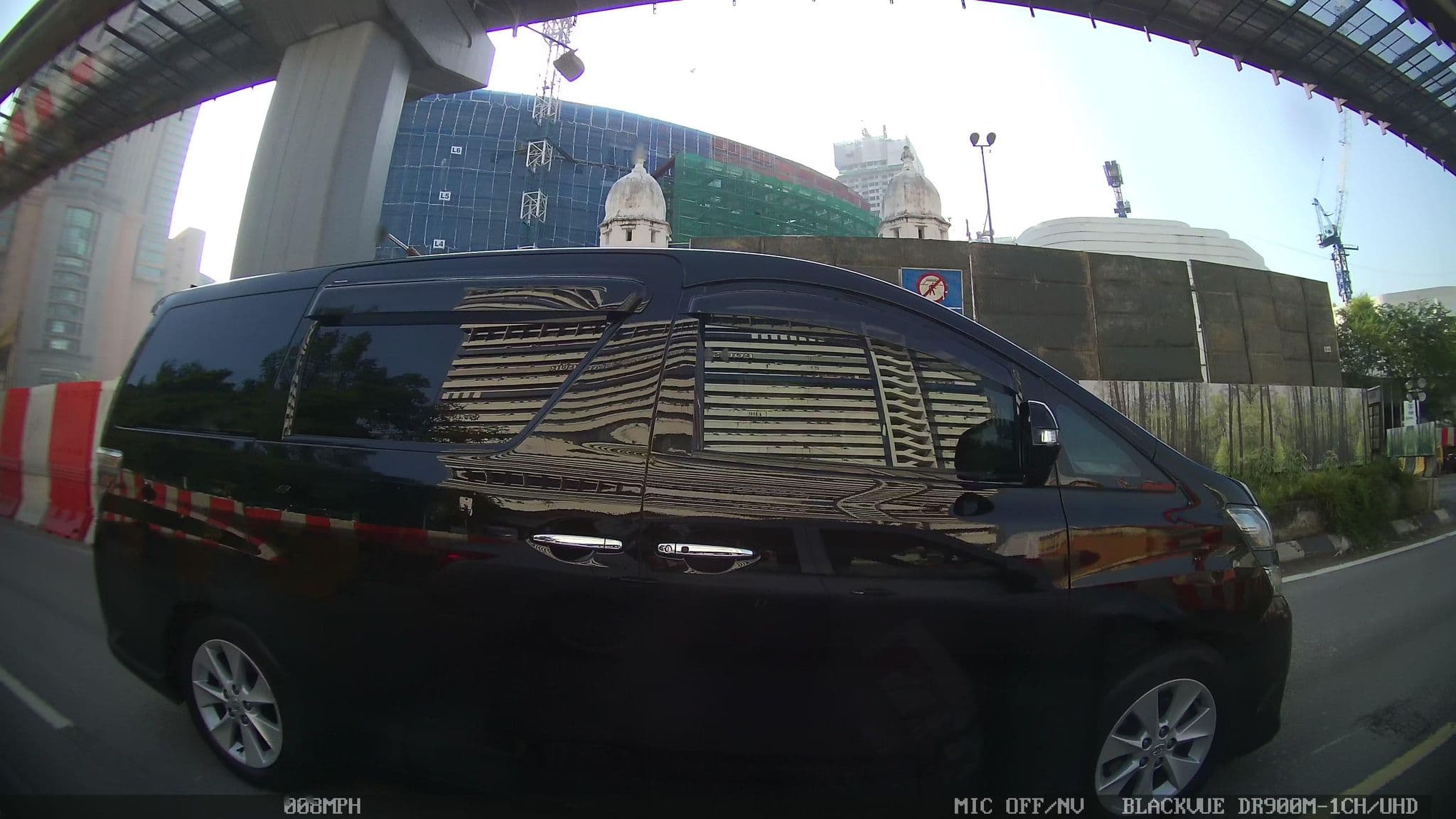 Street view near Yvhfshbf, Bukit Bintang — © kaart_3 (CC BY-SA · Mapillary)