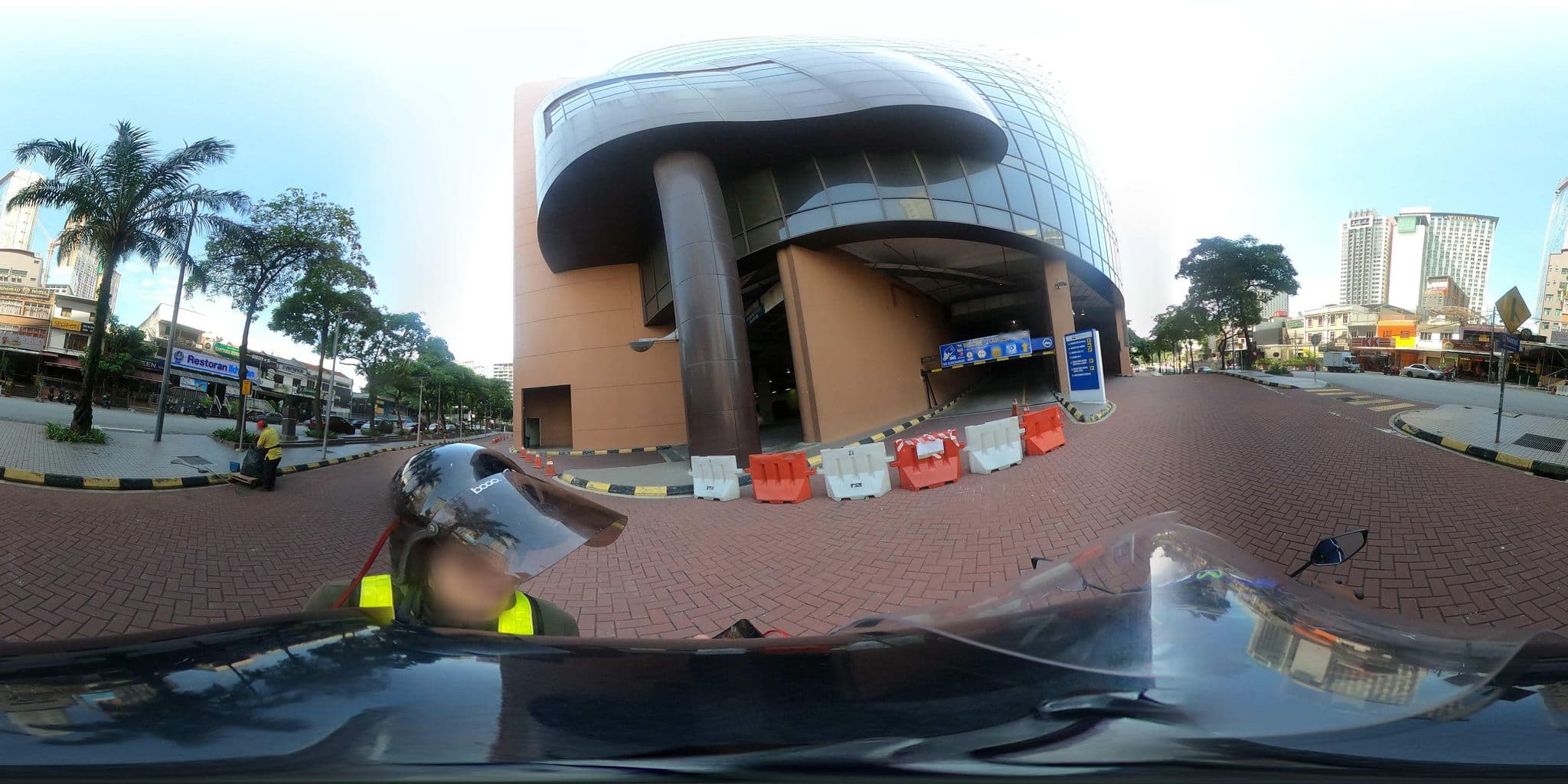 Street view near Orkid Inn Hotel, Bukit Bintang — © ahlang2 (CC BY-SA · Mapillary)