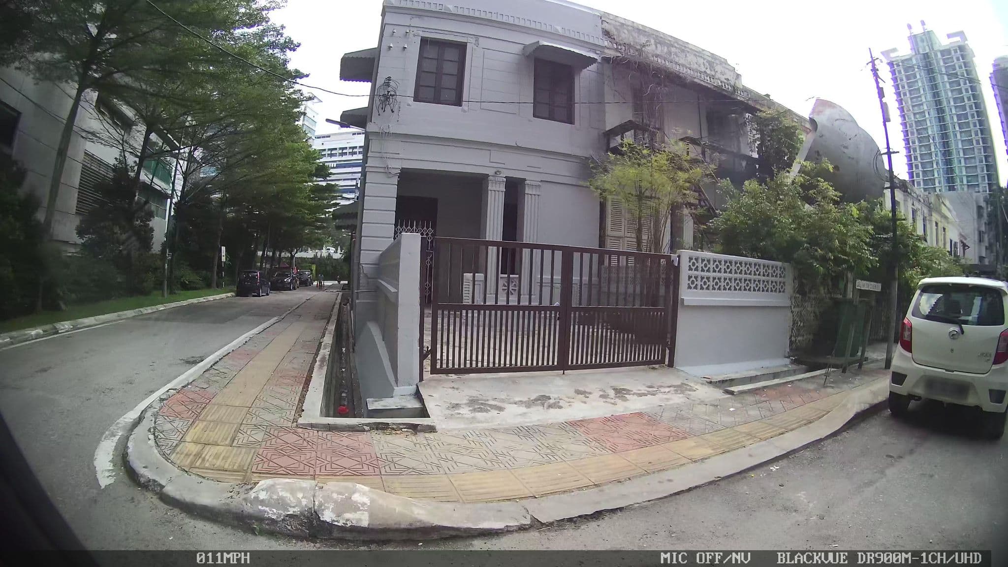 Street view near Sarang Mas, Bukit Bintang — © kaart_3 (CC BY-SA · Mapillary)