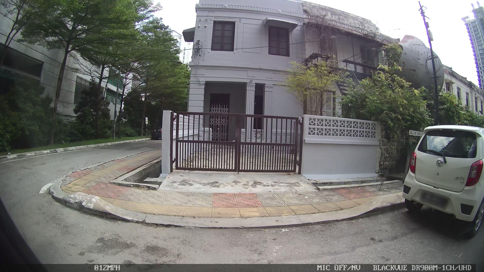 Street view near Sekeping Sin Chew Kee, Bukit Bintang — © kaart_3 (CC BY-SA · Mapillary)