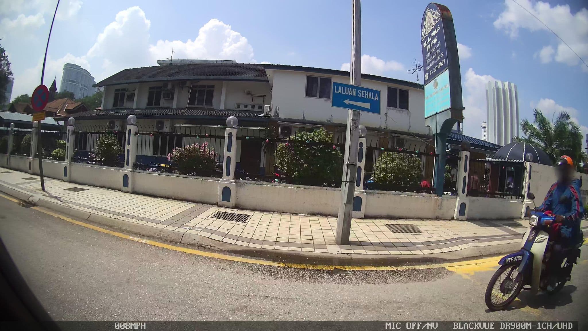 Street view near Room 5742 @ First World Genting, Kuala Lumpur — © kaart_3 (CC BY-SA · Mapillary)