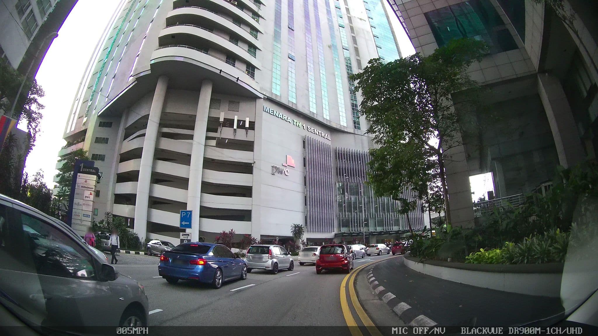 Street view near Aloft Kuala Lumpur Sentral, Brickfields — © kaart_1 (CC BY-SA · Mapillary)