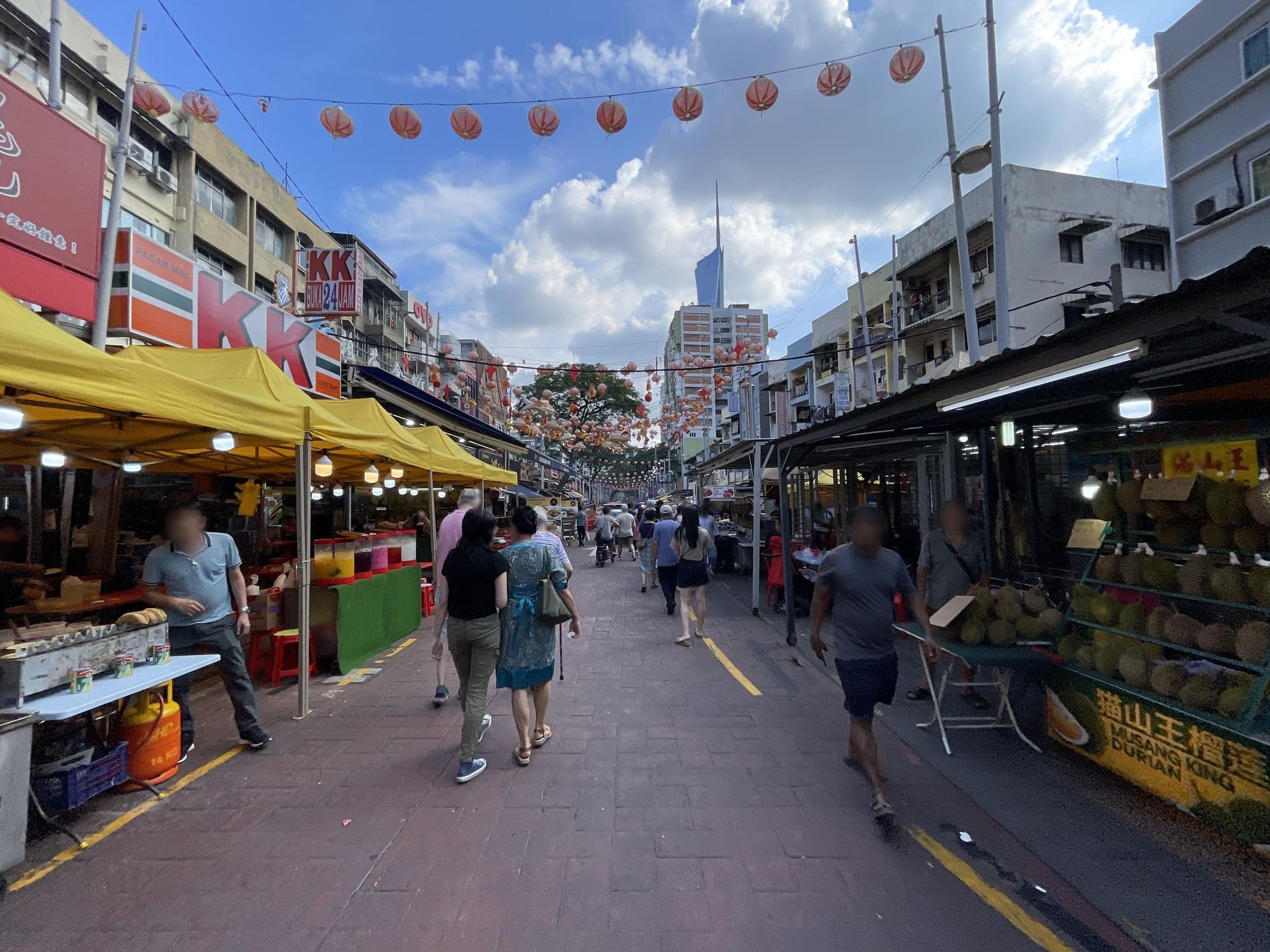 Street view near Alor Boutique Hotel Room 108, Bukit Bintang — © filipb (CC BY-SA · Mapillary)
