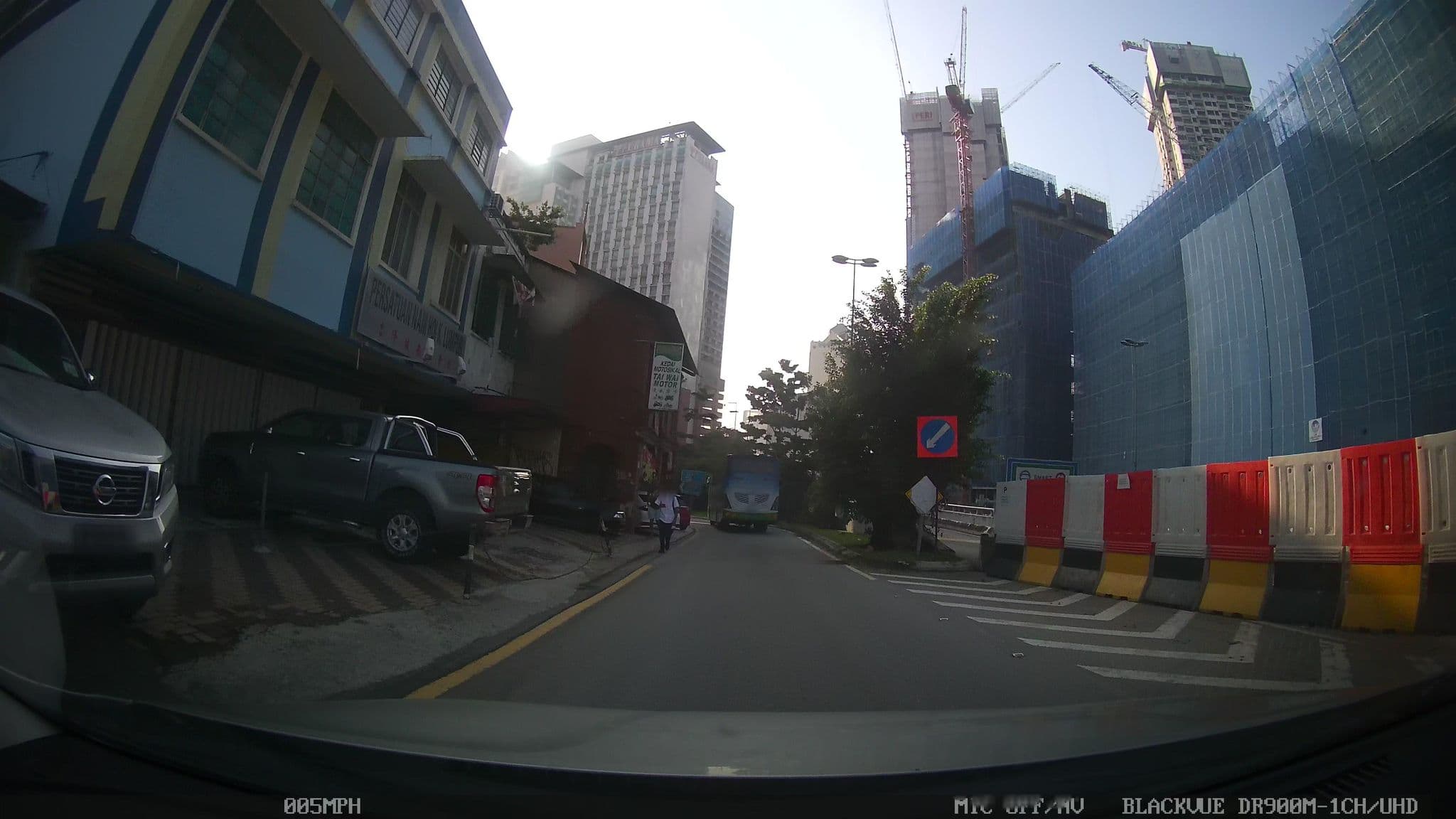 Street view near Revopackers Beds and Bunks, Bukit Bintang — © kaart_3 (CC BY-SA · Mapillary)