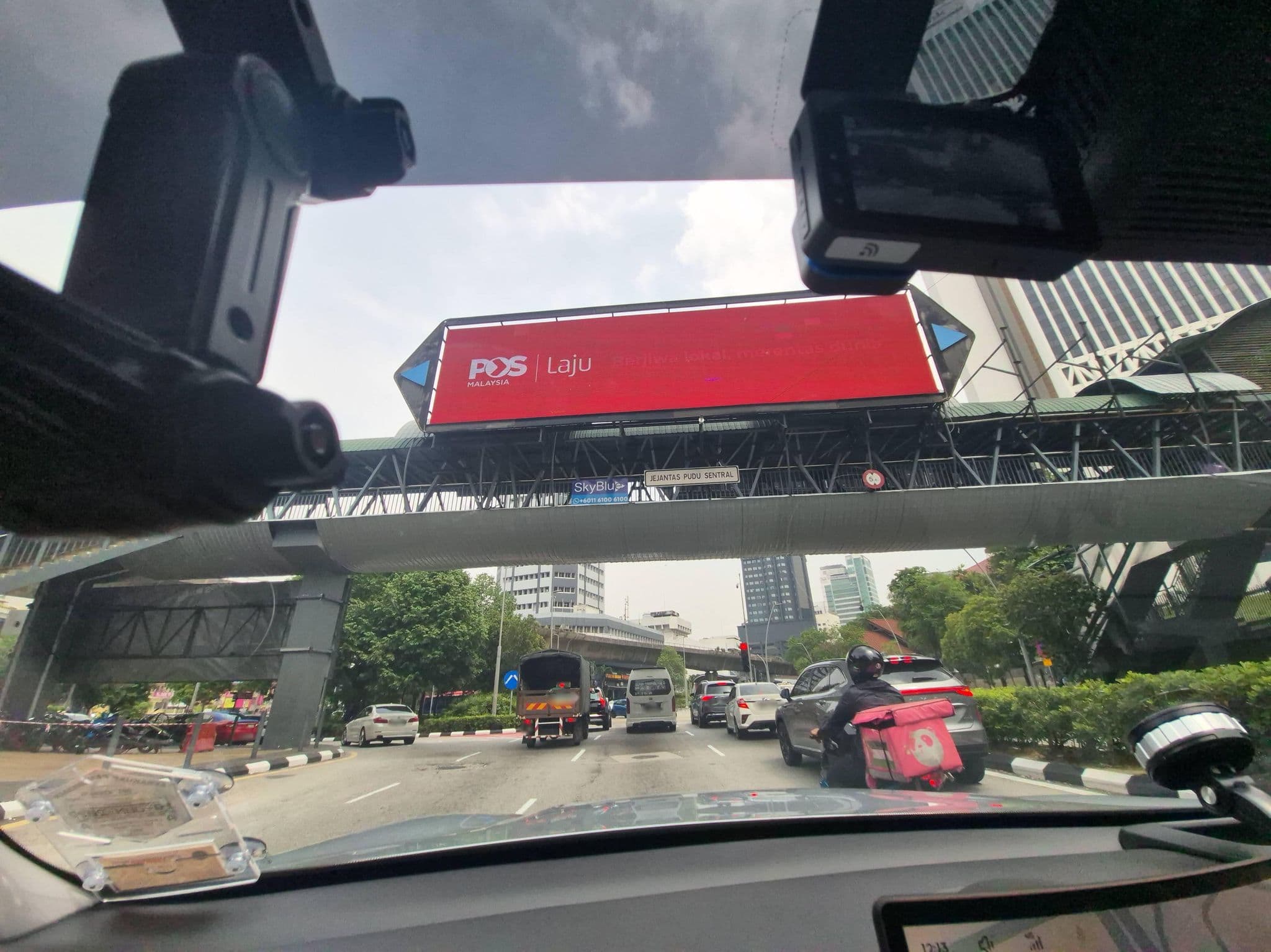 Street view near The Marque Hotel Kuala Lumpur, Bukit Bintang — © lin_wang (CC BY-SA · Mapillary)