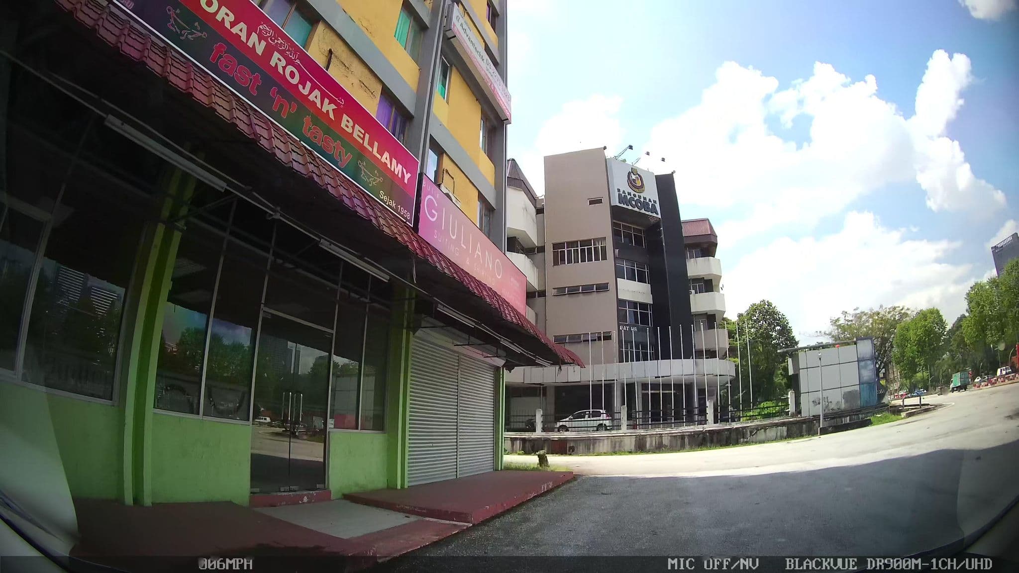 Street view near Wisma MAYC, Brickfields — © kaart_1 (CC BY-SA · Mapillary)