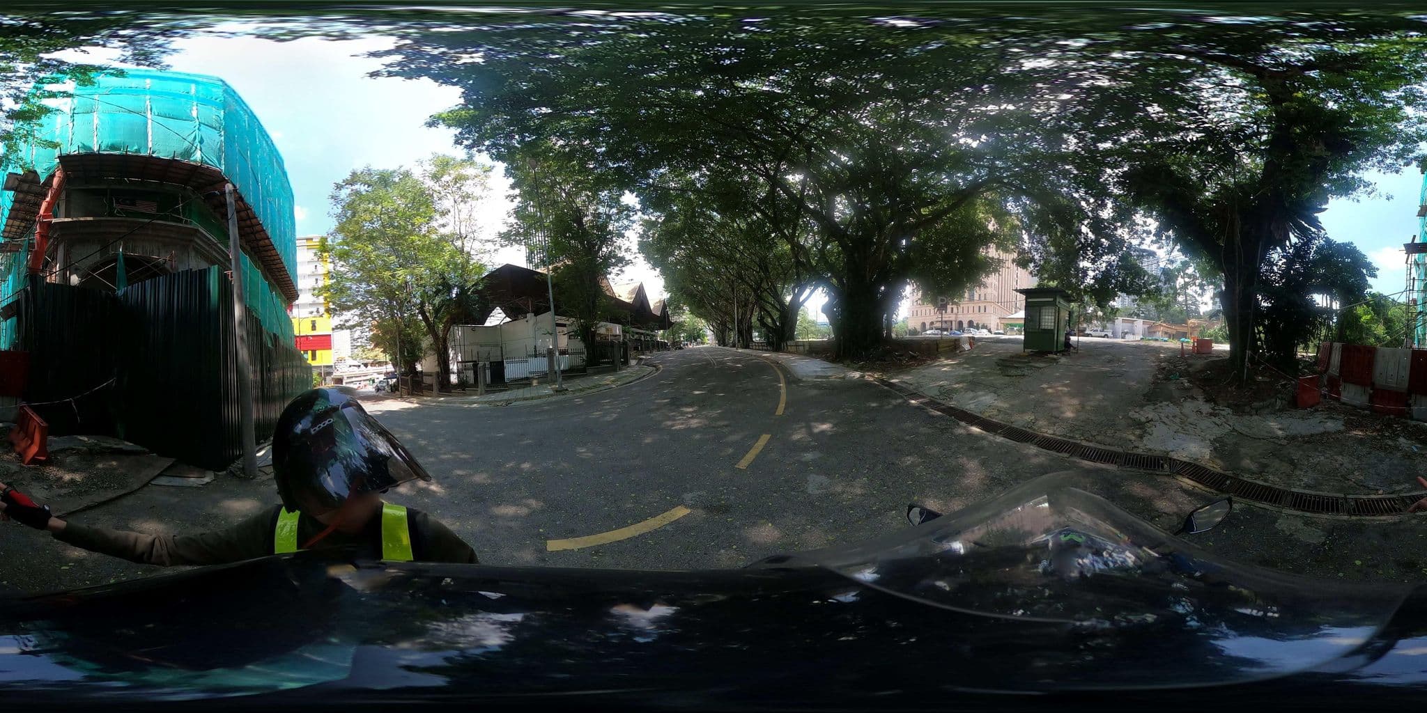 Street view near Signature Hotel Kl, Bukit Bintang — © ahlang2 (CC BY-SA · Mapillary)