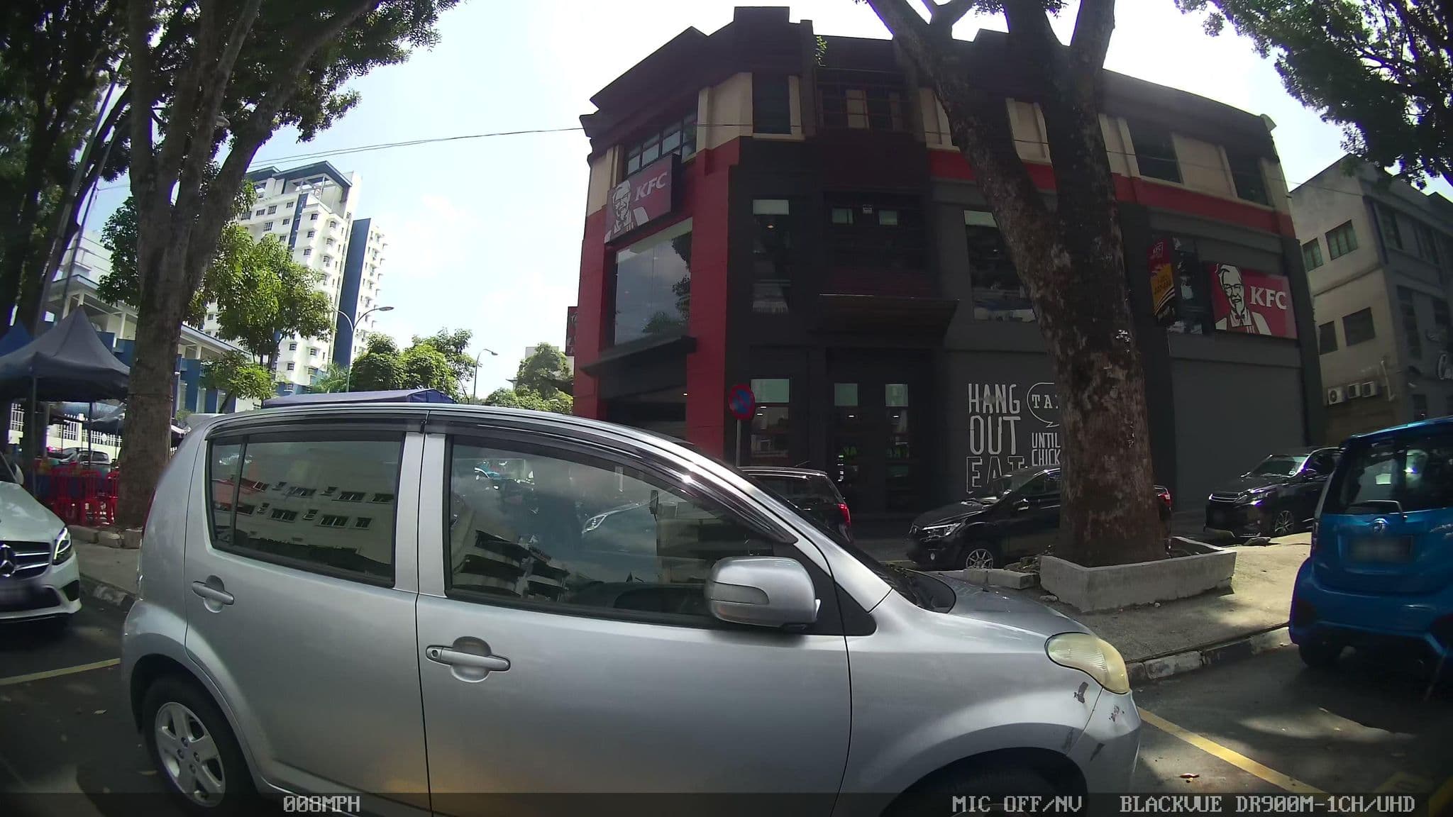Street view near One Hartamas, Mont Kiara — © kaart_1 (CC BY-SA · Mapillary)