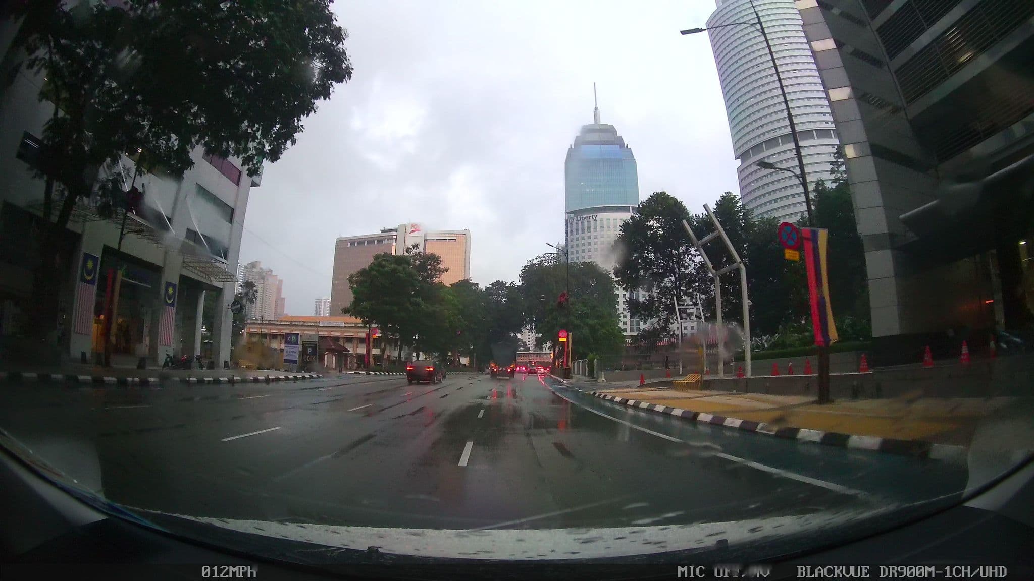 Street view near Kasbah 6, Level 2, Kampung Baru — © kaart_4 (CC BY-SA · Mapillary)