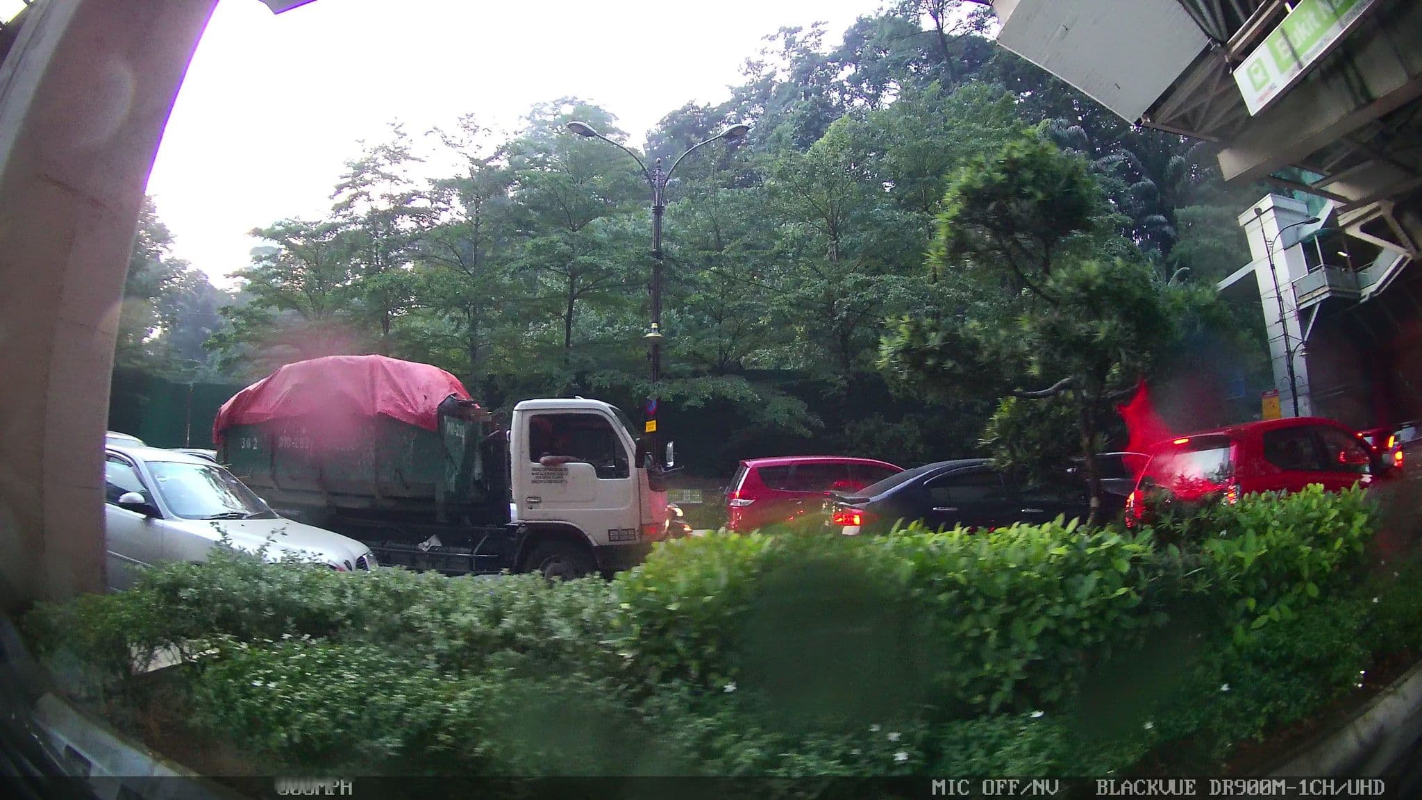 Street view near Concorde Inn Kuala Lumpur, Kampung Baru — © kaart_4 (CC BY-SA · Mapillary)