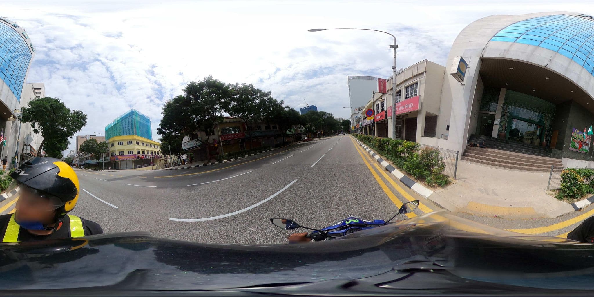 Street view near Tengah-Tengah Kuala Lumpur, Kampung Baru — © ahlang2 (CC BY-SA · Mapillary)
