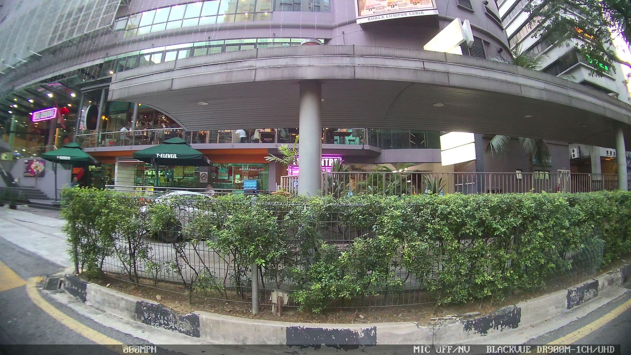 Street view near Fraser Place Private Pool, Bukit Bintang — © kaart_3 (CC BY-SA · Mapillary)