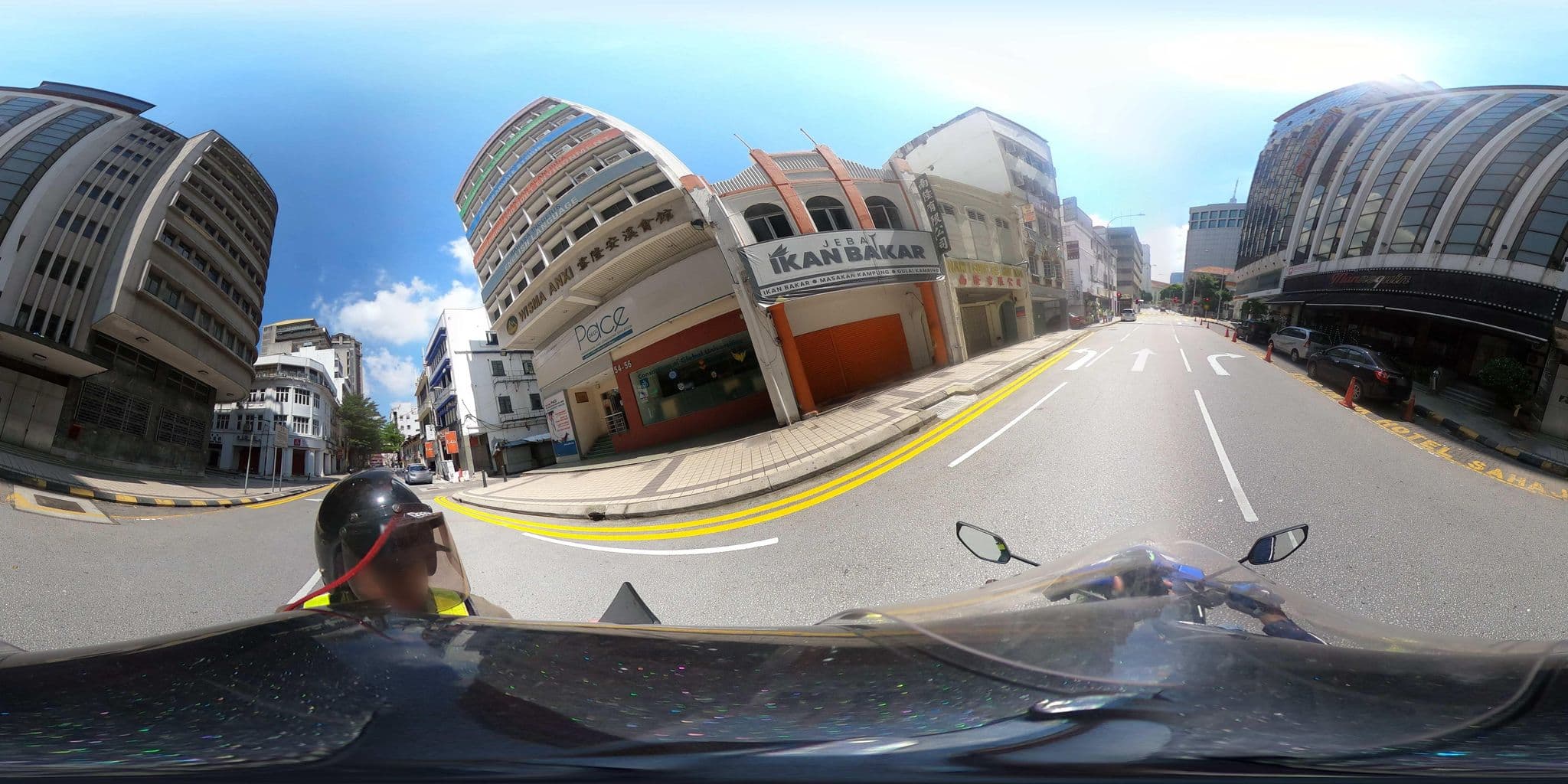 Street view near Desh Link Hotel & Guest House, Bukit Bintang — © ahlang2 (CC BY-SA · Mapillary)