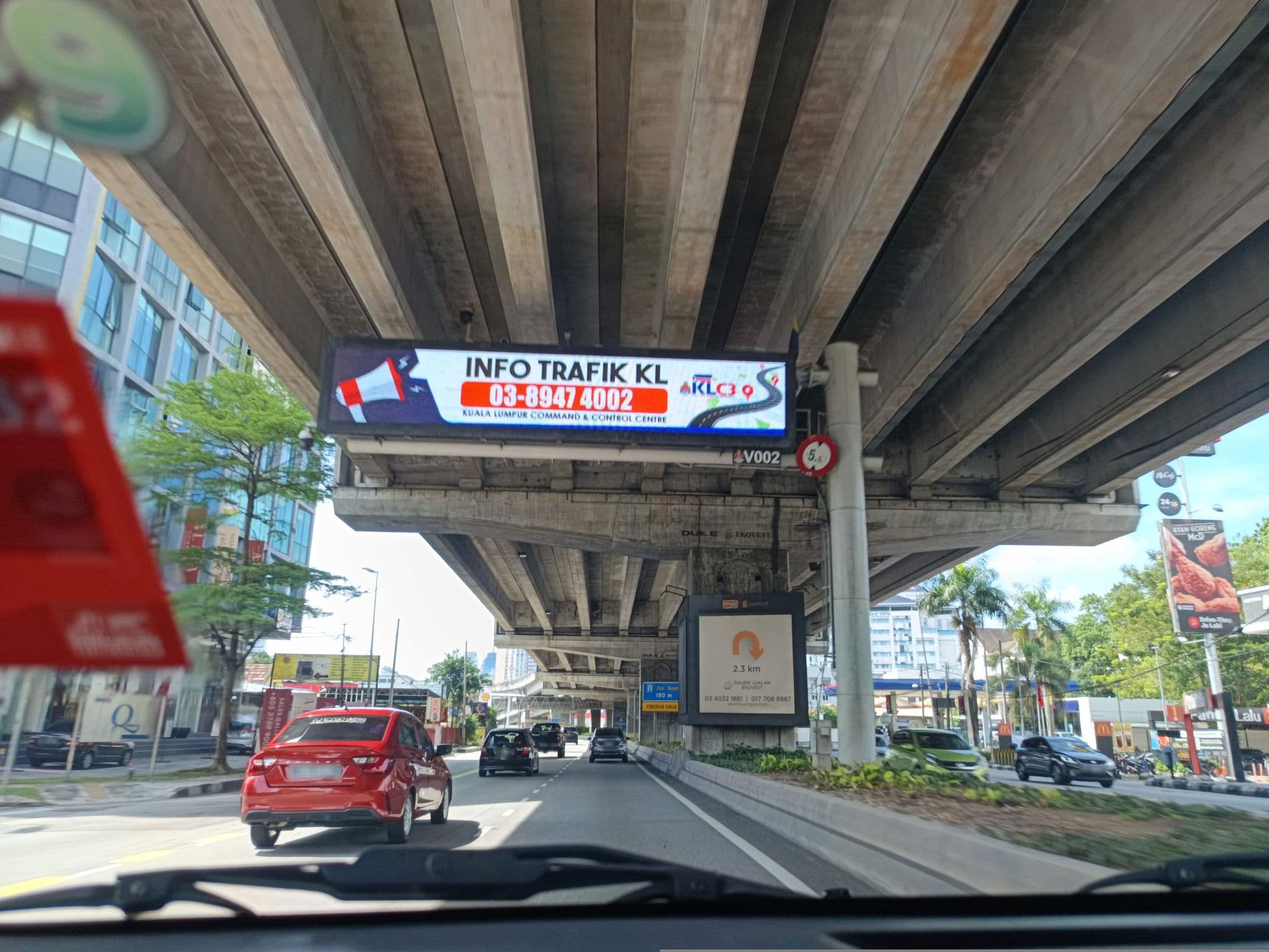 Street view near Riccarton Capsule, Titiwangsa — © YikQin (CC BY-SA · Mapillary)