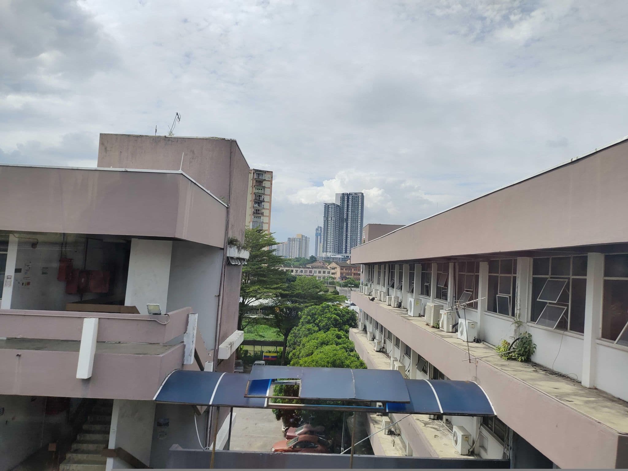 Street view near Grand Continental Hotel, Titiwangsa — © zh9567 (CC BY-SA · Mapillary)
