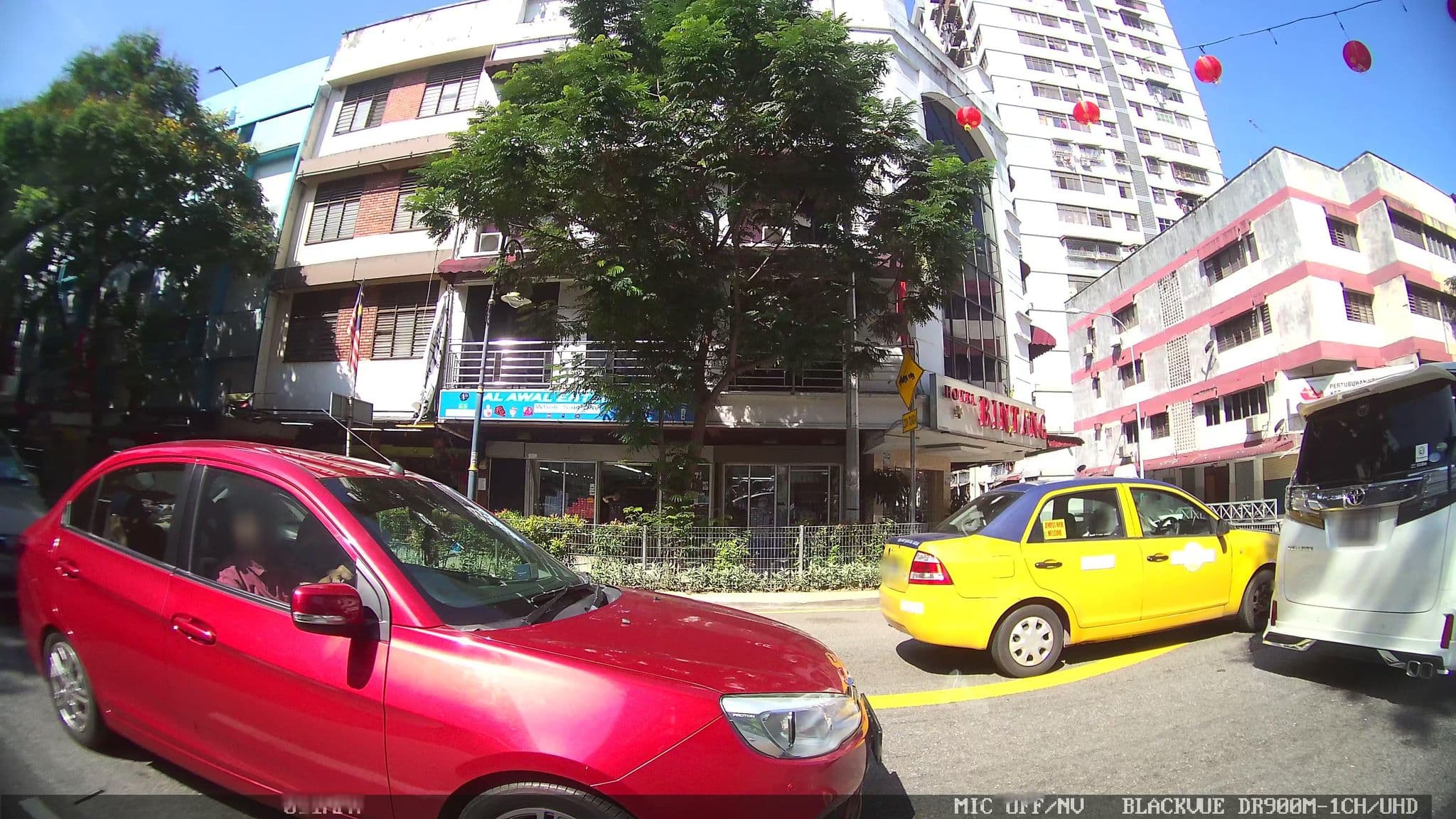 Street view near De first inn, Kampung Baru — © kaart_3 (CC BY-SA · Mapillary)