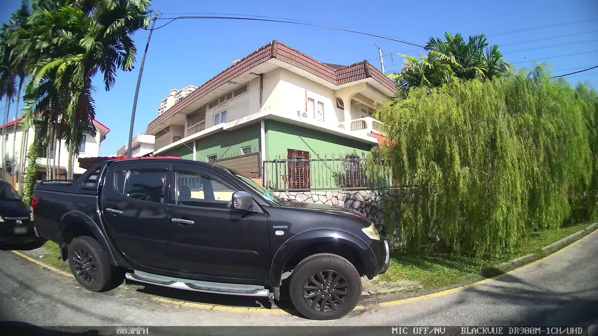 Street view near Telang Usan Hotel, Sentul — © kaart_4 (CC BY-SA · Mapillary)