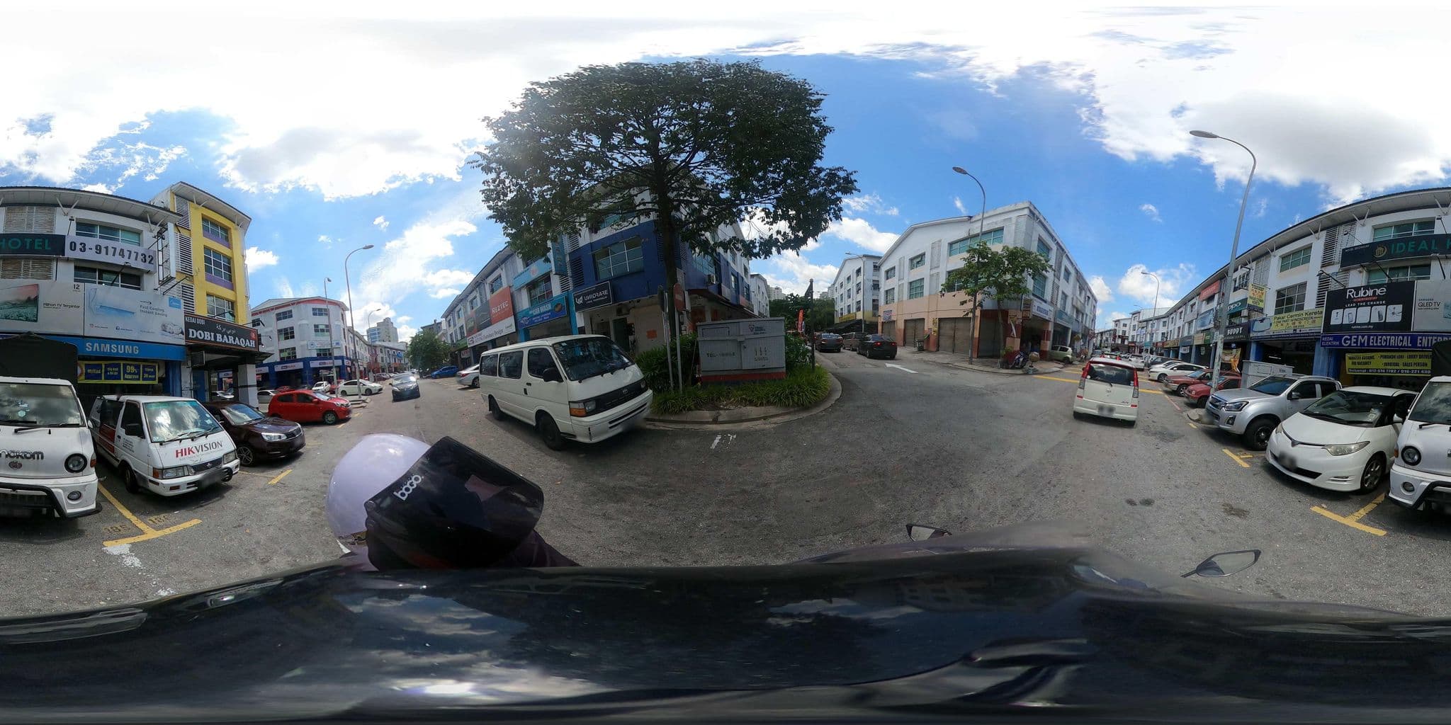 Street view near Smart hotel, Cheras — © ahlang2 (CC BY-SA · Mapillary)