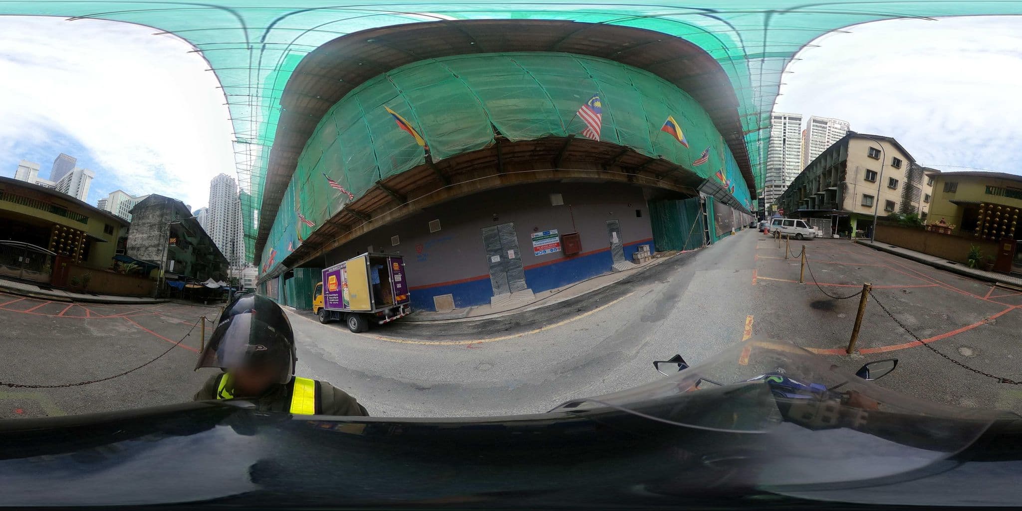 Street view near Estana Hotel, Bukit Bintang — © ahlang2 (CC BY-SA · Mapillary)
