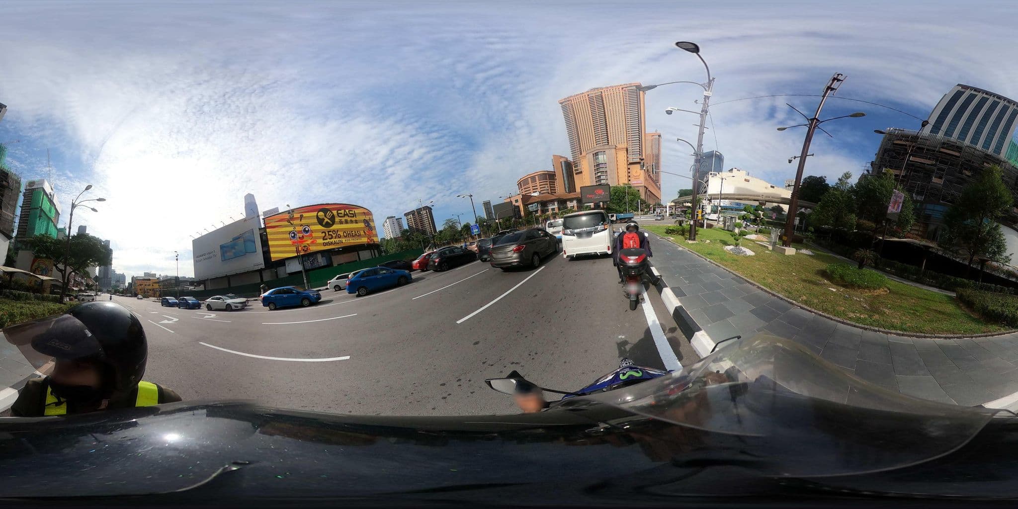 Street view near Orchid Club Lounge, Bukit Bintang — © ahlang2 (CC BY-SA · Mapillary)