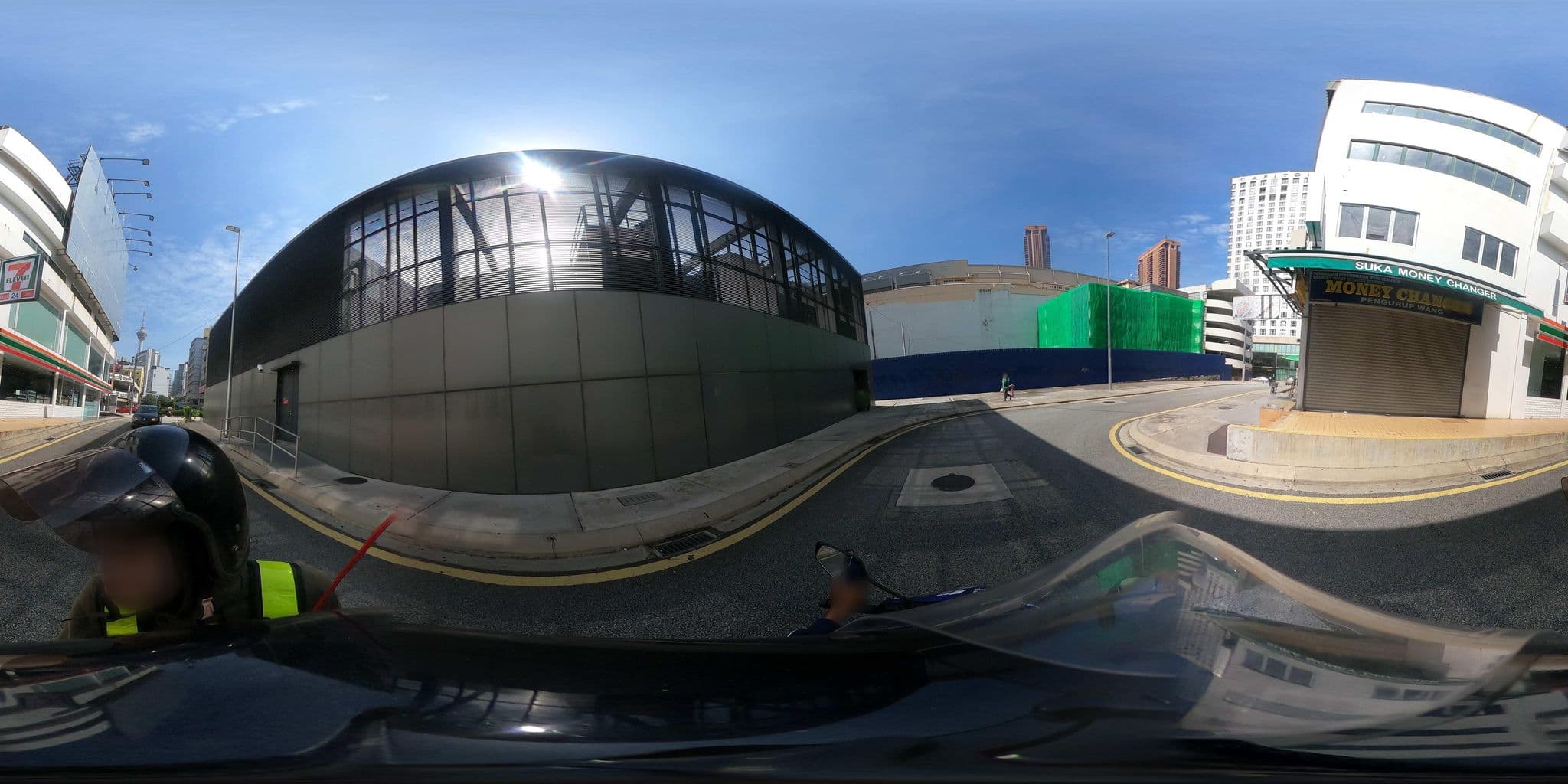 Street view near Royale Bintang Ball Room, Bukit Bintang — © ahlang2 (CC BY-SA · Mapillary)