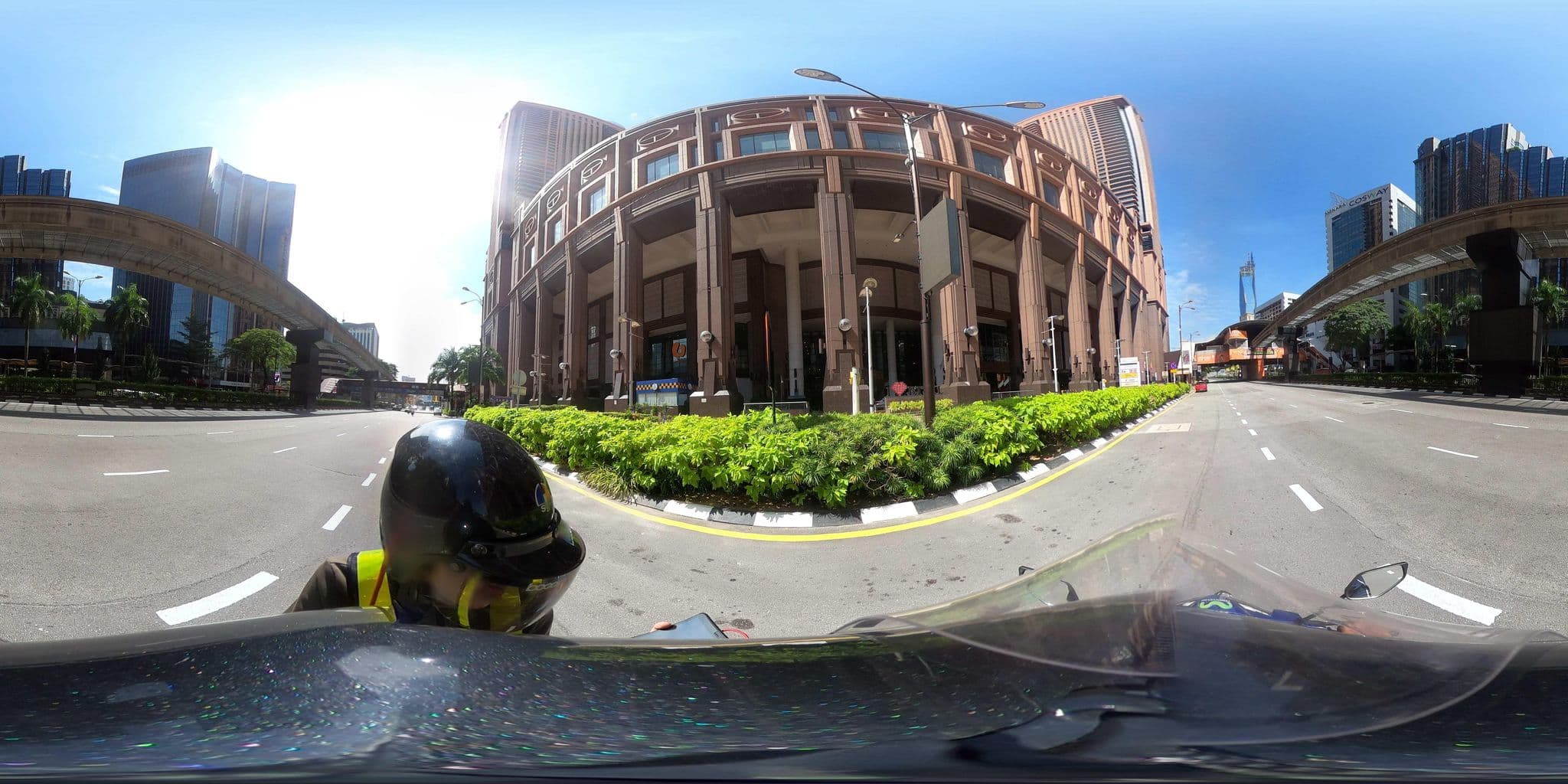 Street view near Manhatten II Ballroom @ BTS Hotel, Bukit Bintang — © ahlang2 (CC BY-SA · Mapillary)