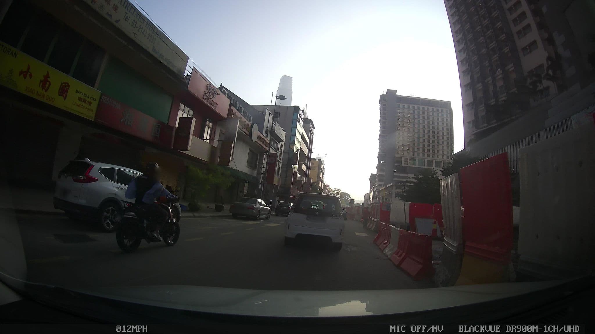 Street view near Executive Lounge, Bukit Bintang — © kaart_3 (CC BY-SA · Mapillary)