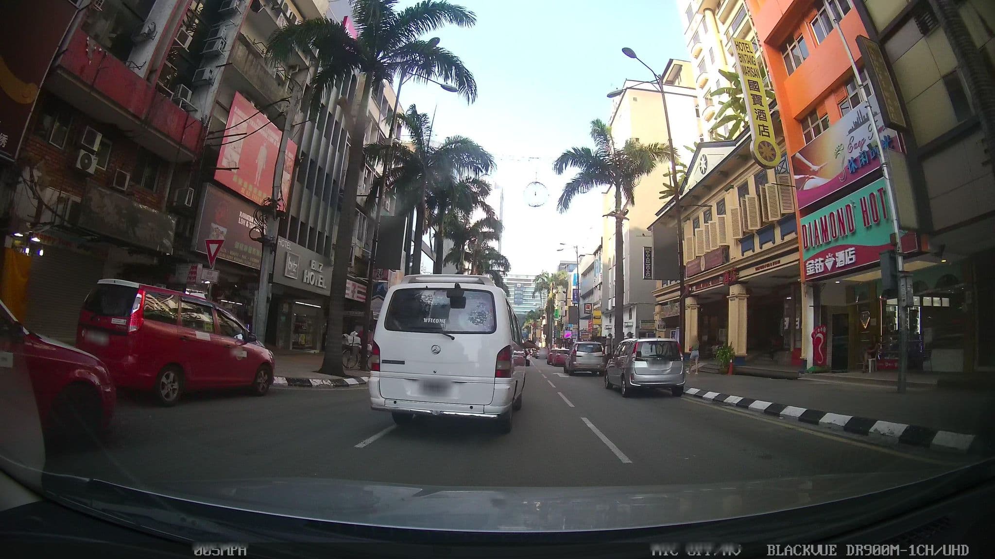 Street view near Hotel Royal Palm lodge, Bukit Bintang — © kaart_3 (CC BY-SA · Mapillary)