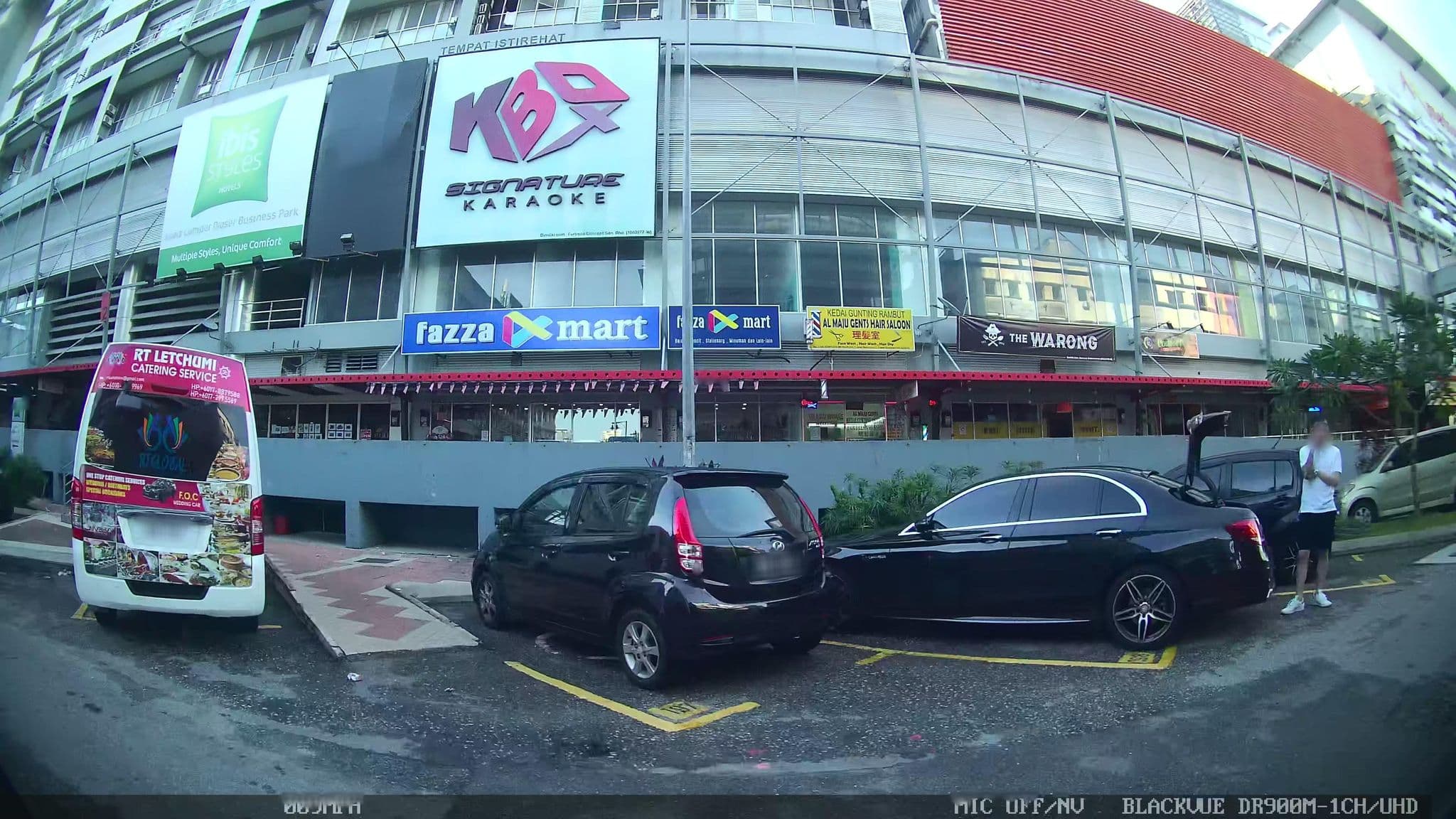 Street view near Days Inn, Pudu — © kaart5 (CC BY-SA · Mapillary)