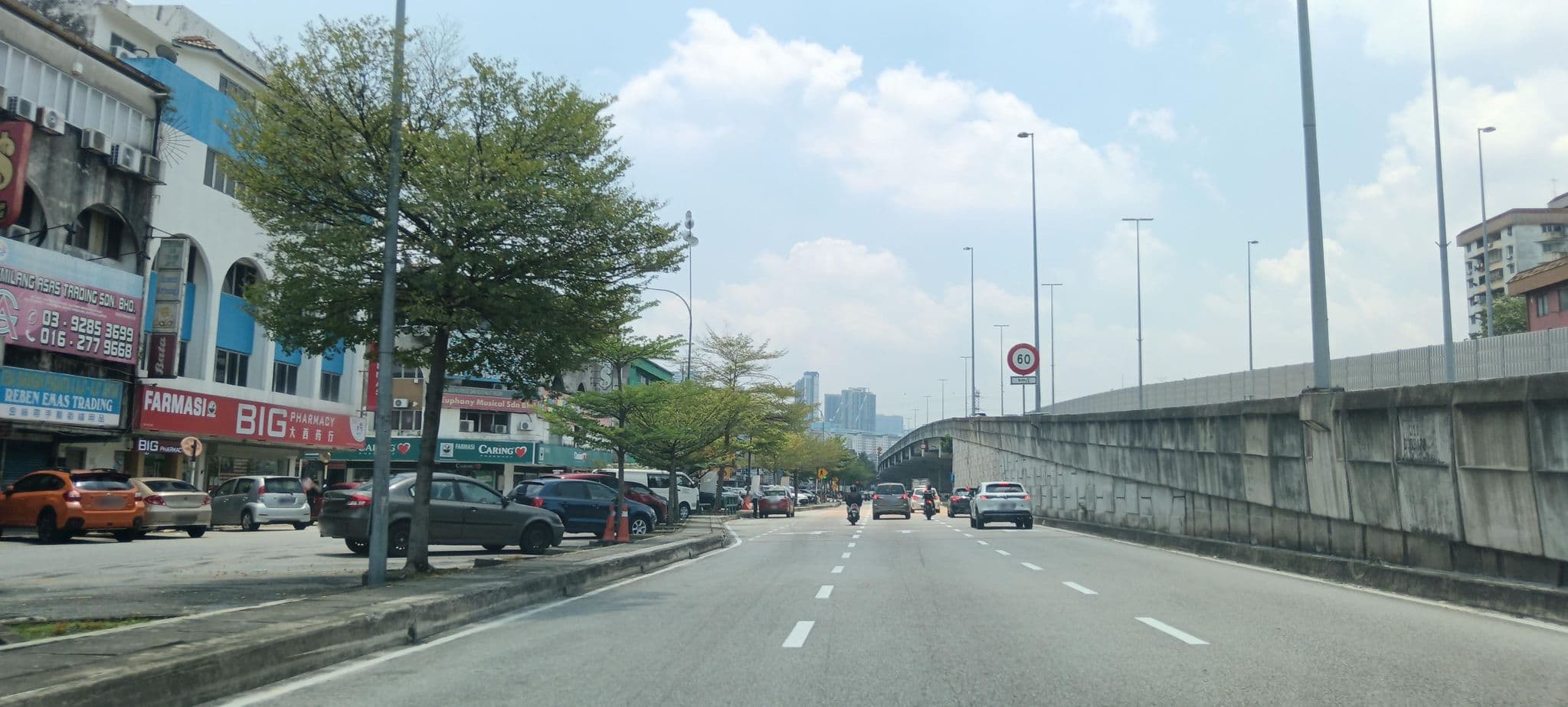 Street view near smart hotel wangsa maju, Pudu — © zh9567 (CC BY-SA · Mapillary)