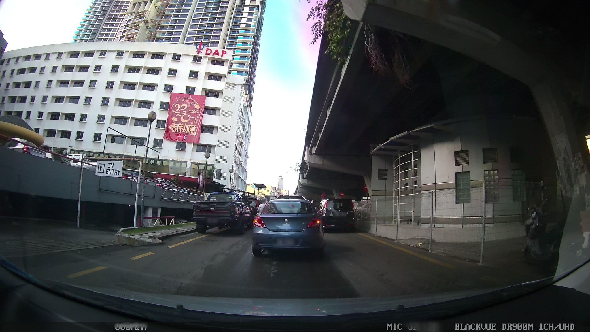Street view near ww hotel, Pudu — © kaart5 (CC BY-SA · Mapillary)