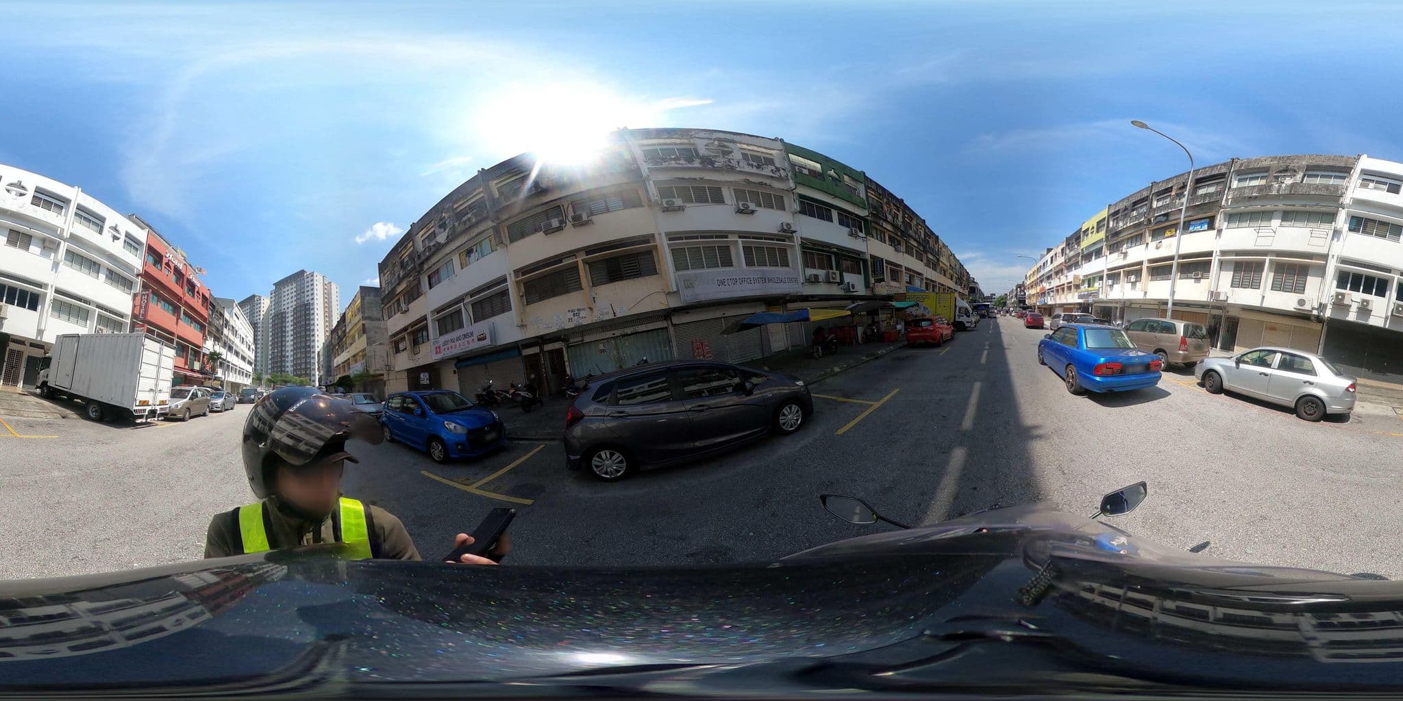 Street view near Twin Hotel@ Taman Maluri Cheras, Pudu — © ahlang2 (CC BY-SA · Mapillary)