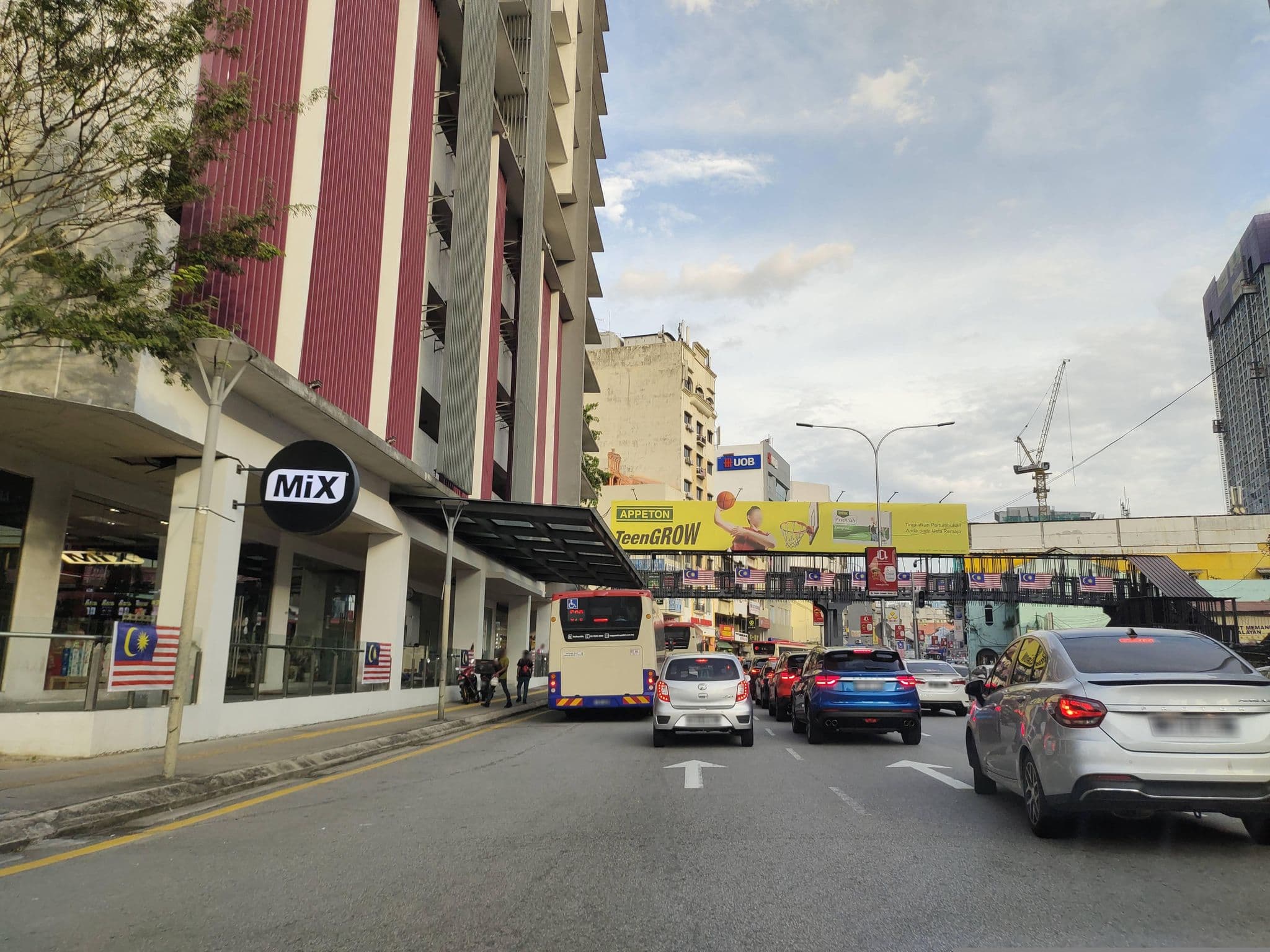 Street view near Infinity Pool, Pudu — © zh9567 (CC BY-SA · Mapillary)