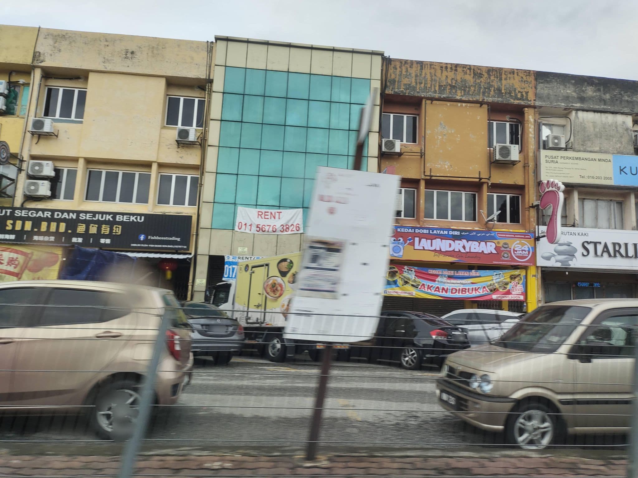 Street view near Seri Cempaka Floor 19, Ampang — © zh9567 (CC BY-SA · Mapillary)