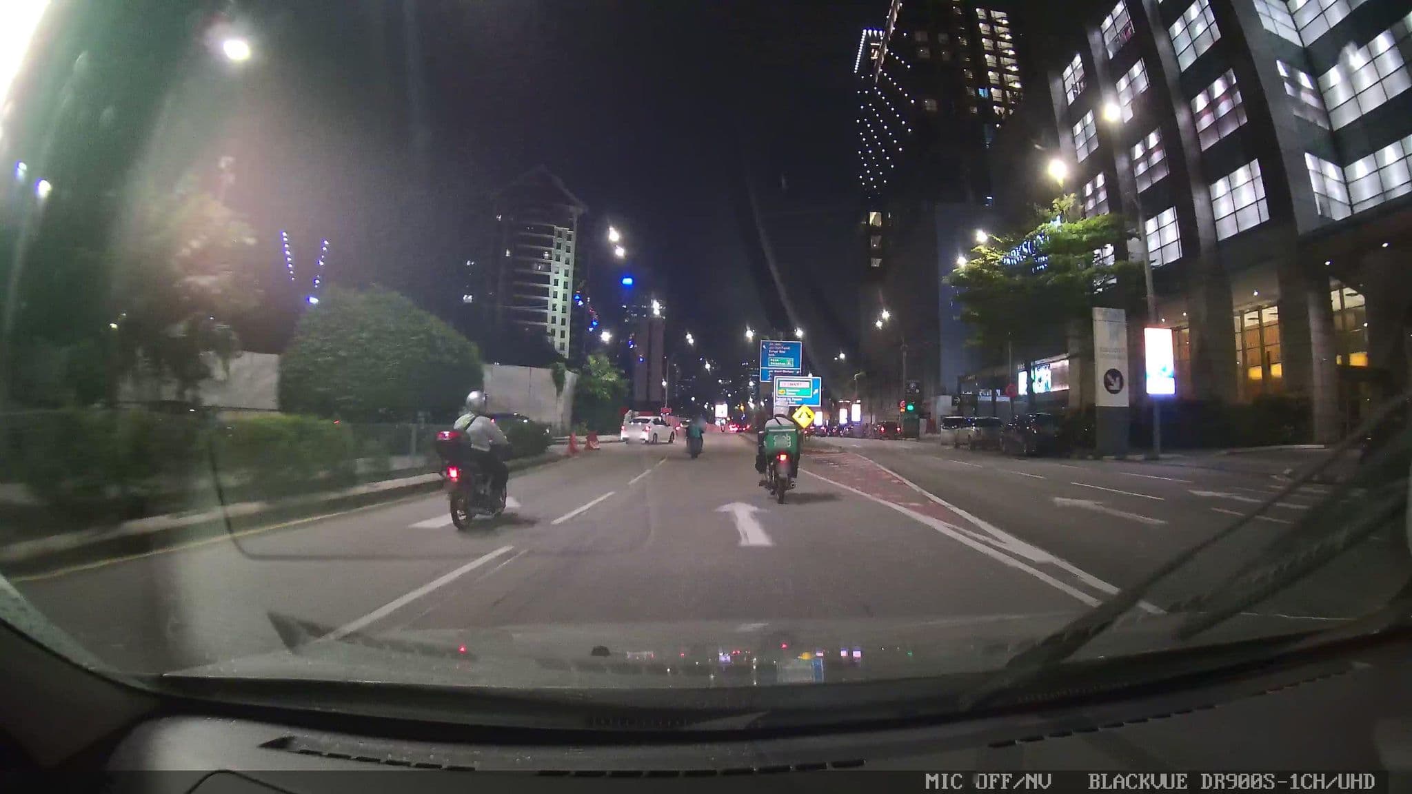 Street view near Prince Hotel Premier Executive Lounge, Bukit Bintang — © grobin (CC BY-SA · Mapillary)