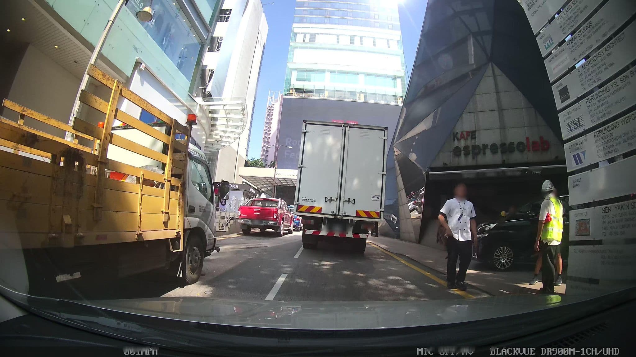 Street view near Farenheitn Suite, Bukit Bintang — © kaart_3 (CC BY-SA · Mapillary)