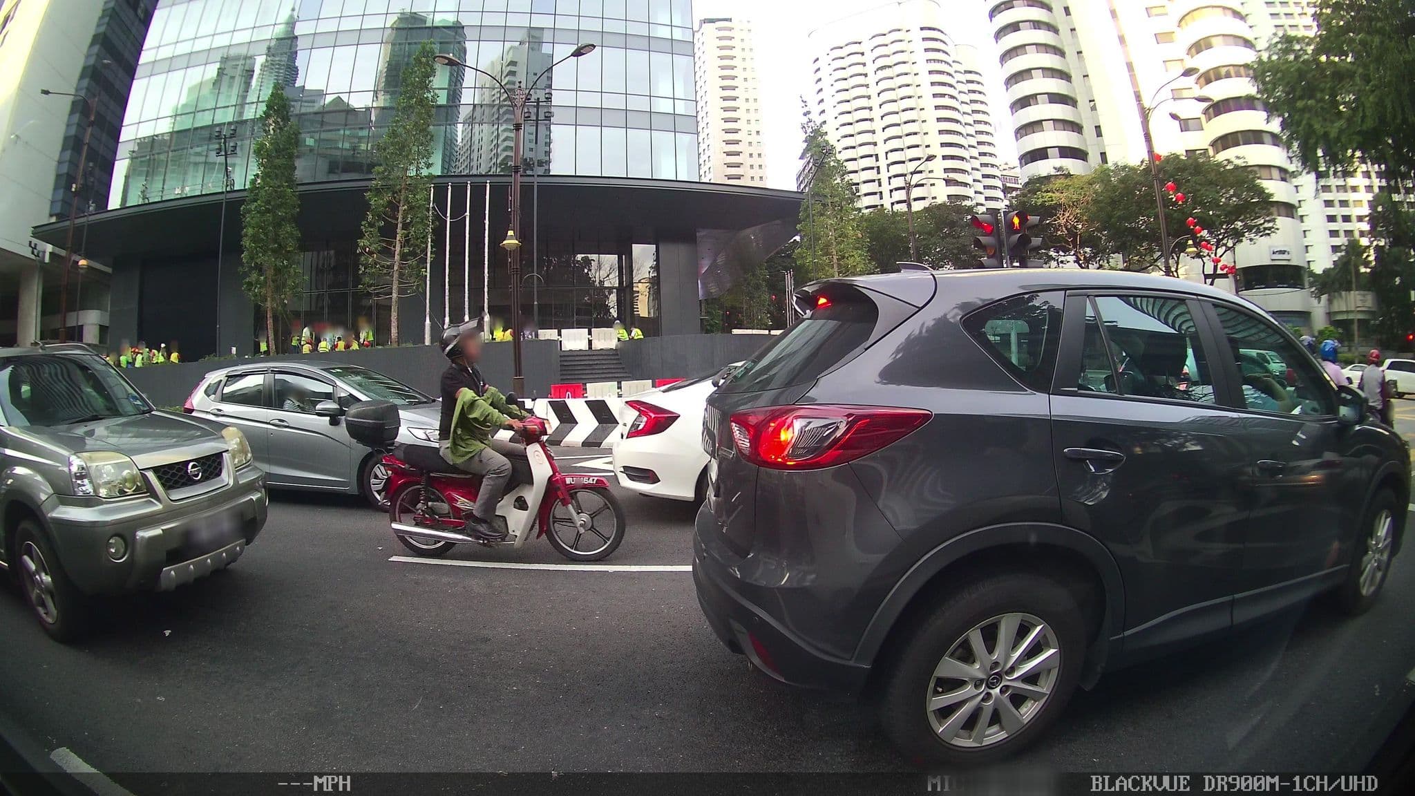 Street view near ascort hotel, Bukit Bintang — © kaart_4 (CC BY-SA · Mapillary)