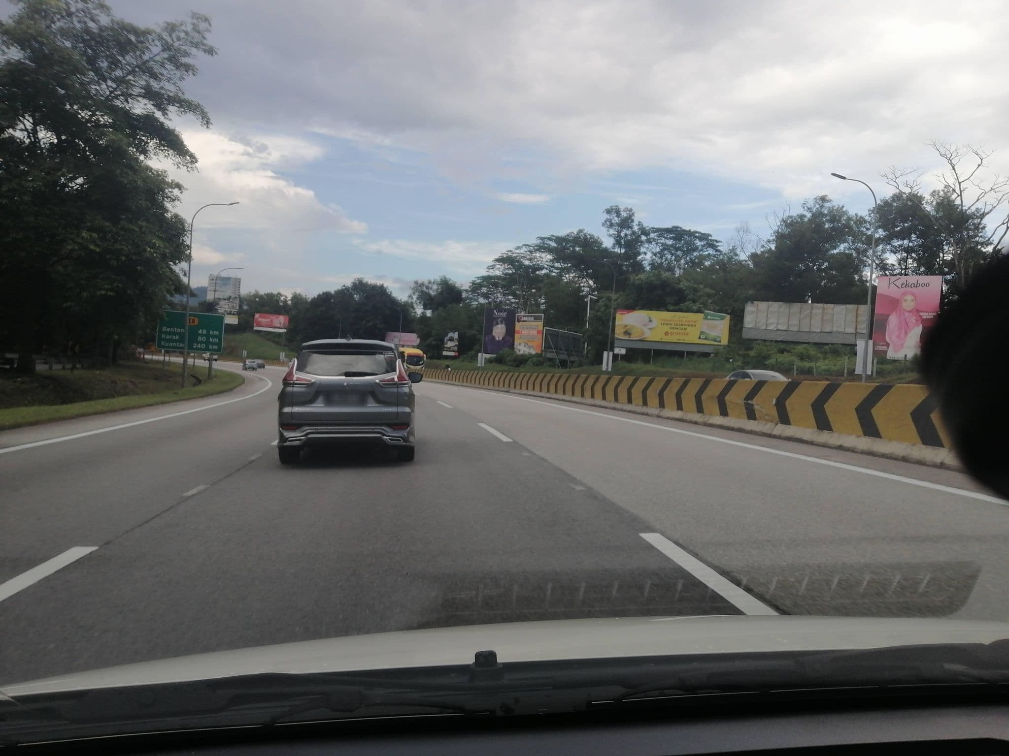 Street view near i'm at bilik naiem, Taman Melati — © YikQin (CC BY-SA · Mapillary)