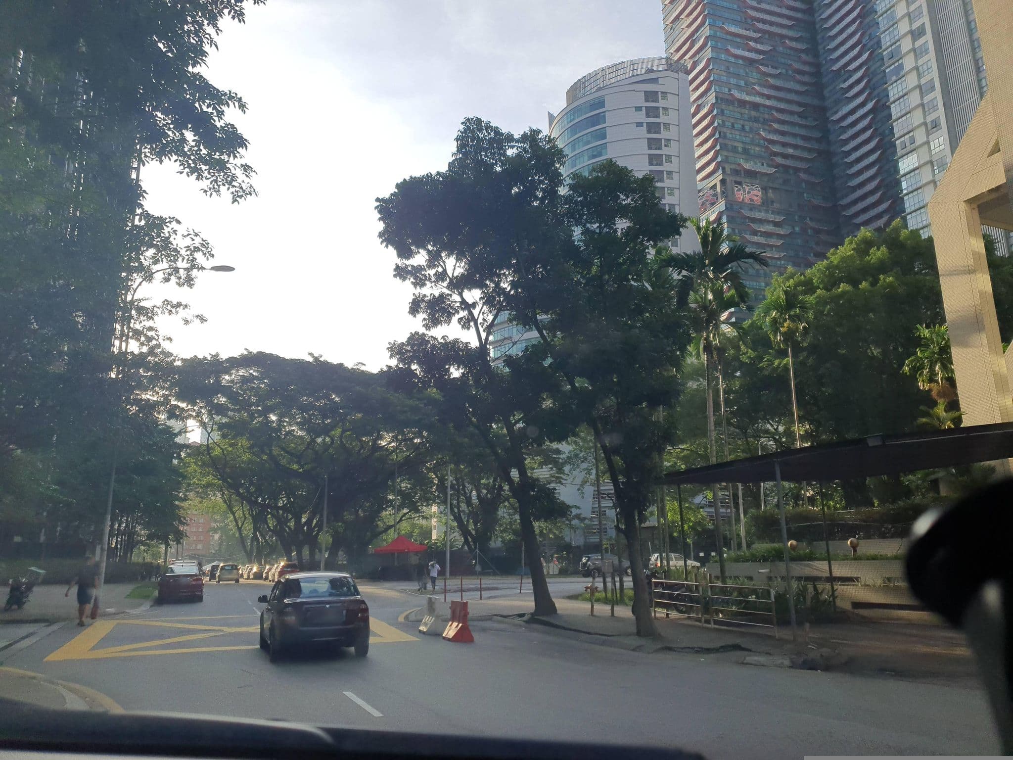 Street view near Pom Sdn Bhd, Kampong Datuk Keramat — © linuxmalaysia (CC BY-SA · Mapillary)