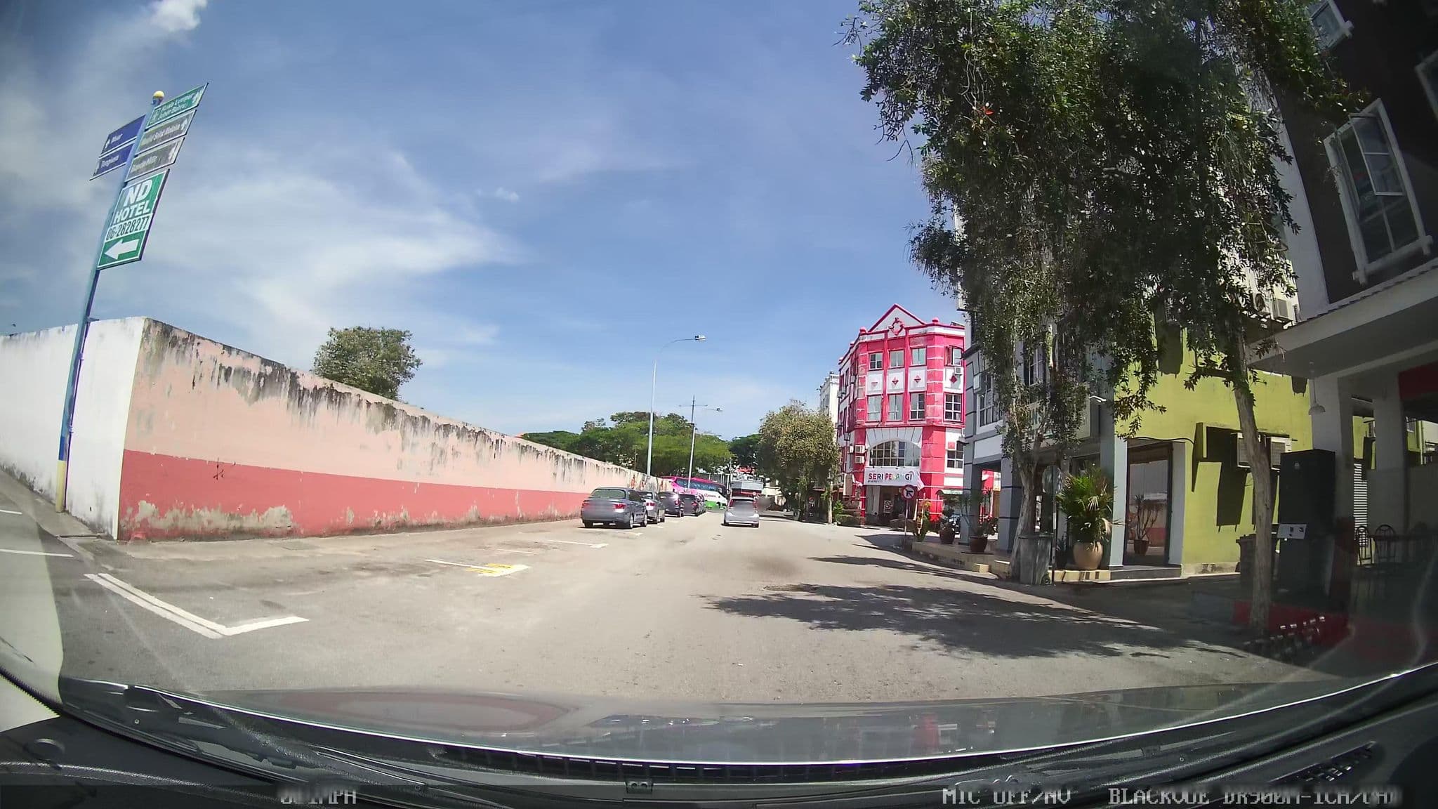 Street view near Hotel Seri Pelangi, Malacca — © kaart_3 (CC BY-SA · Mapillary)