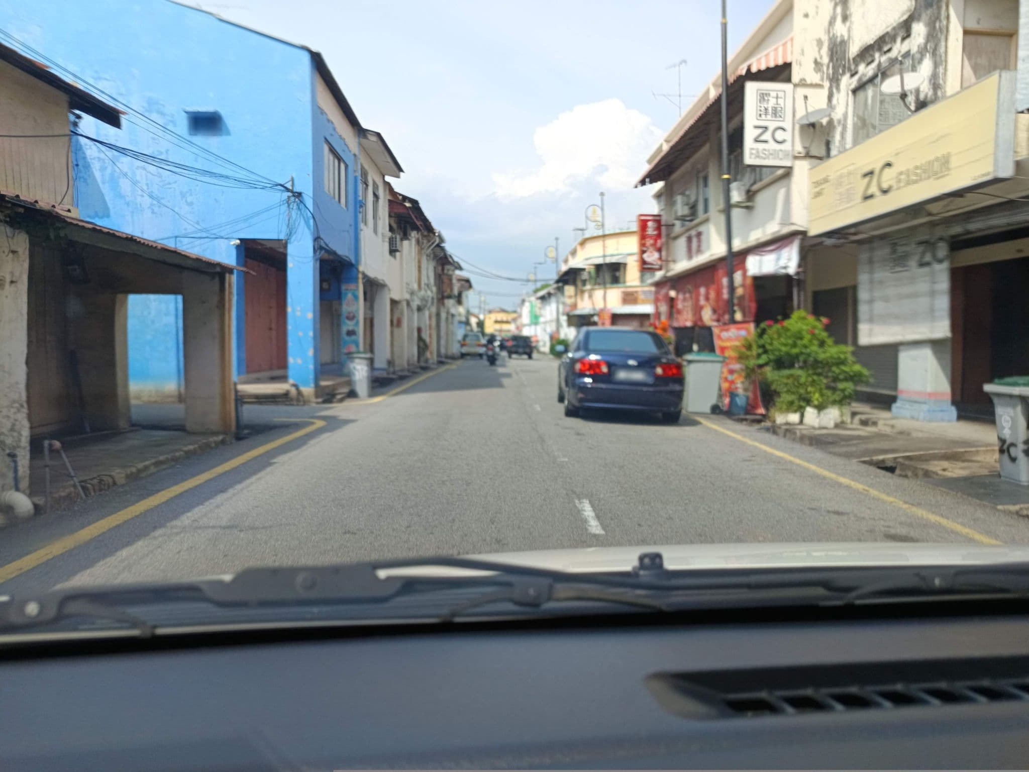 Street view near Tony's guesthouse, Malacca — © YikQin (CC BY-SA · Mapillary)