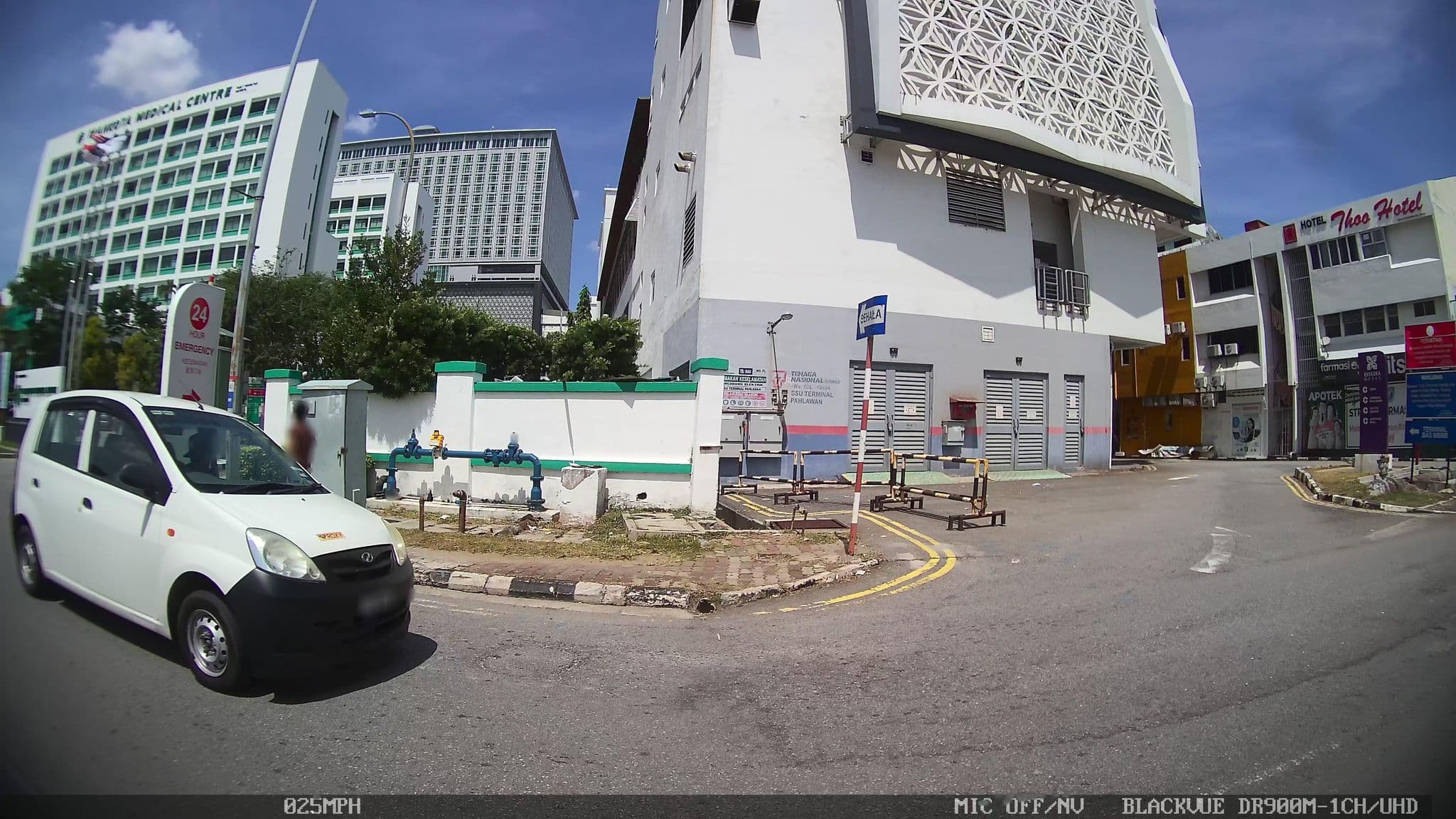 Street view near Thoo Hotel., Malacca — © kaart_3 (CC BY-SA · Mapillary)